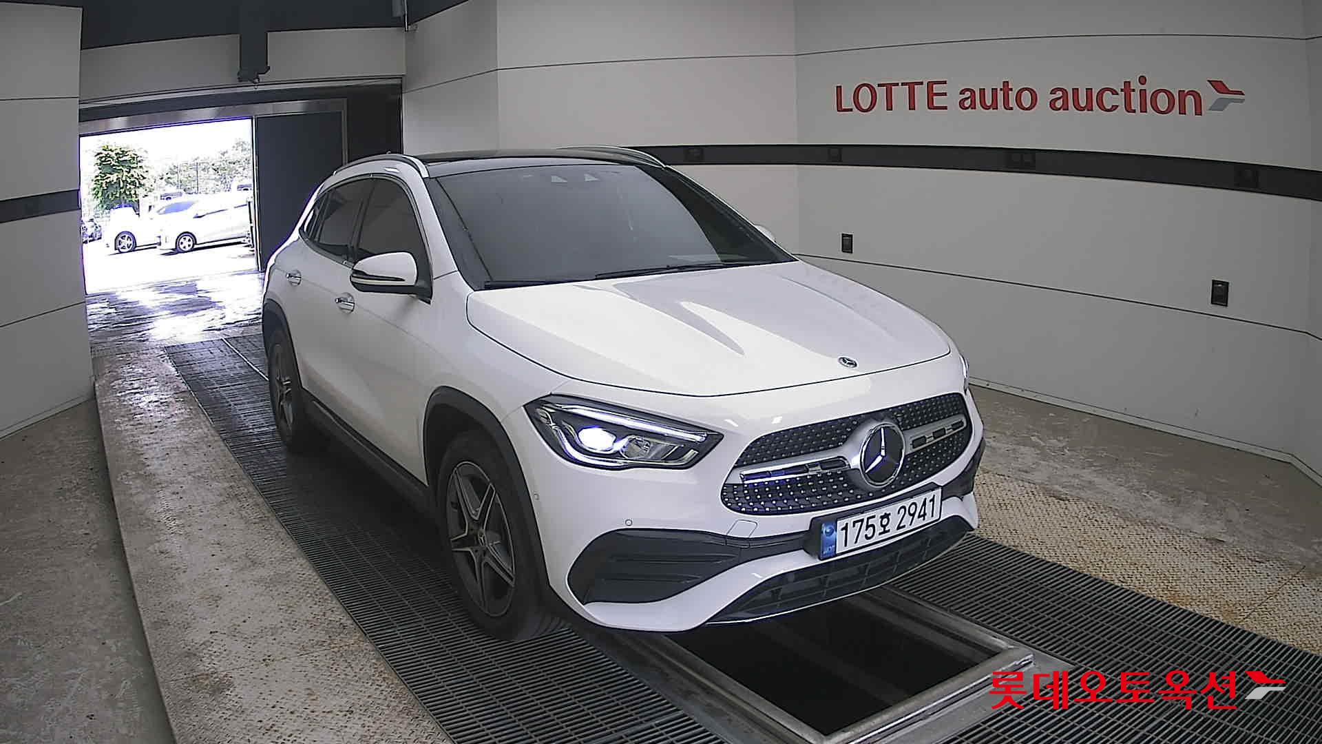 2023 - bmw gla250