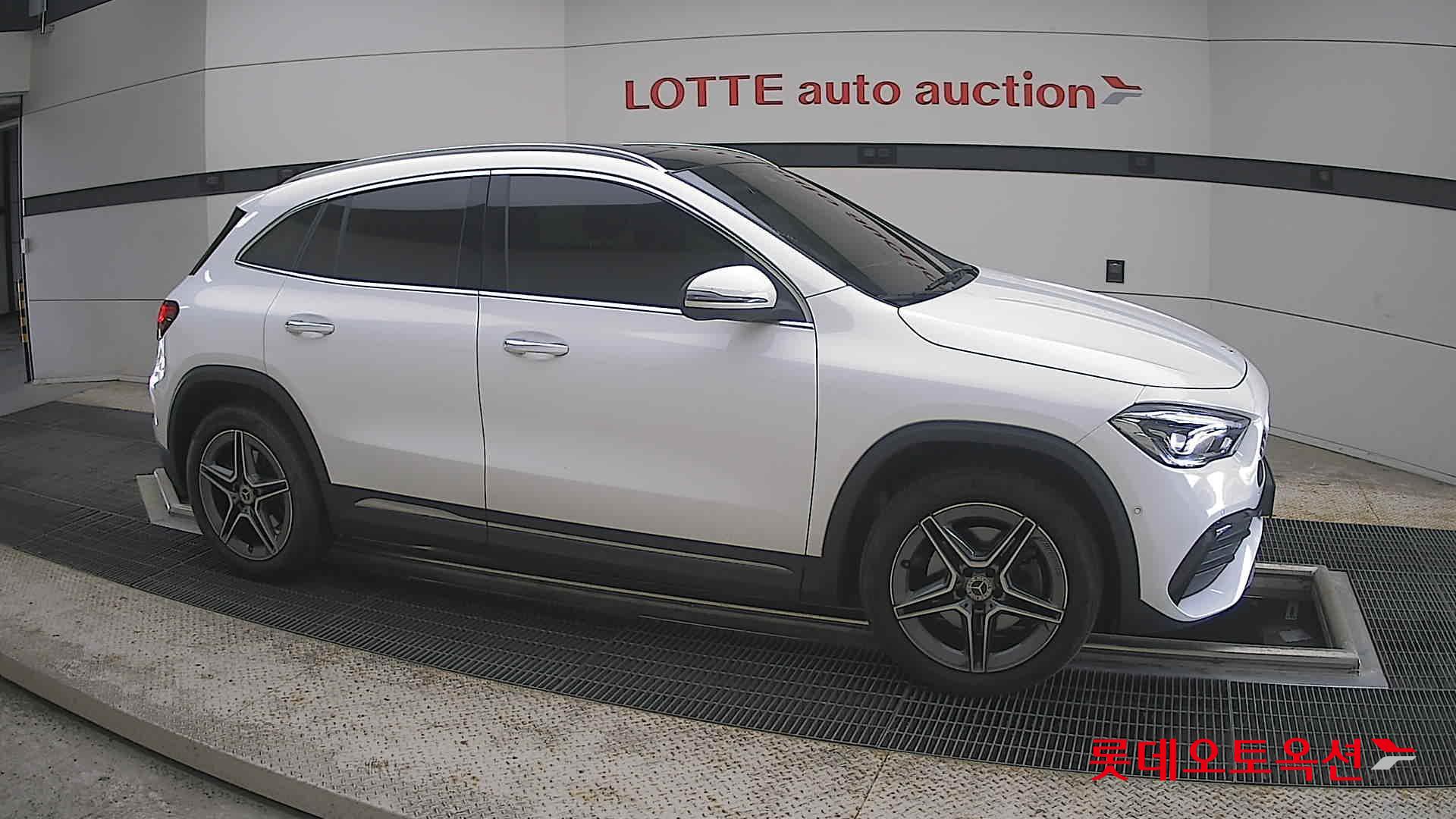 2023 - bmw gla250