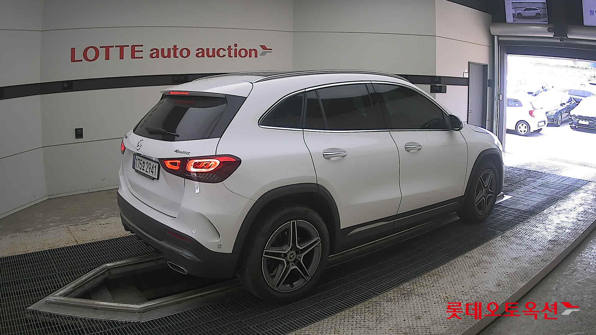 2023 - bmw gla250