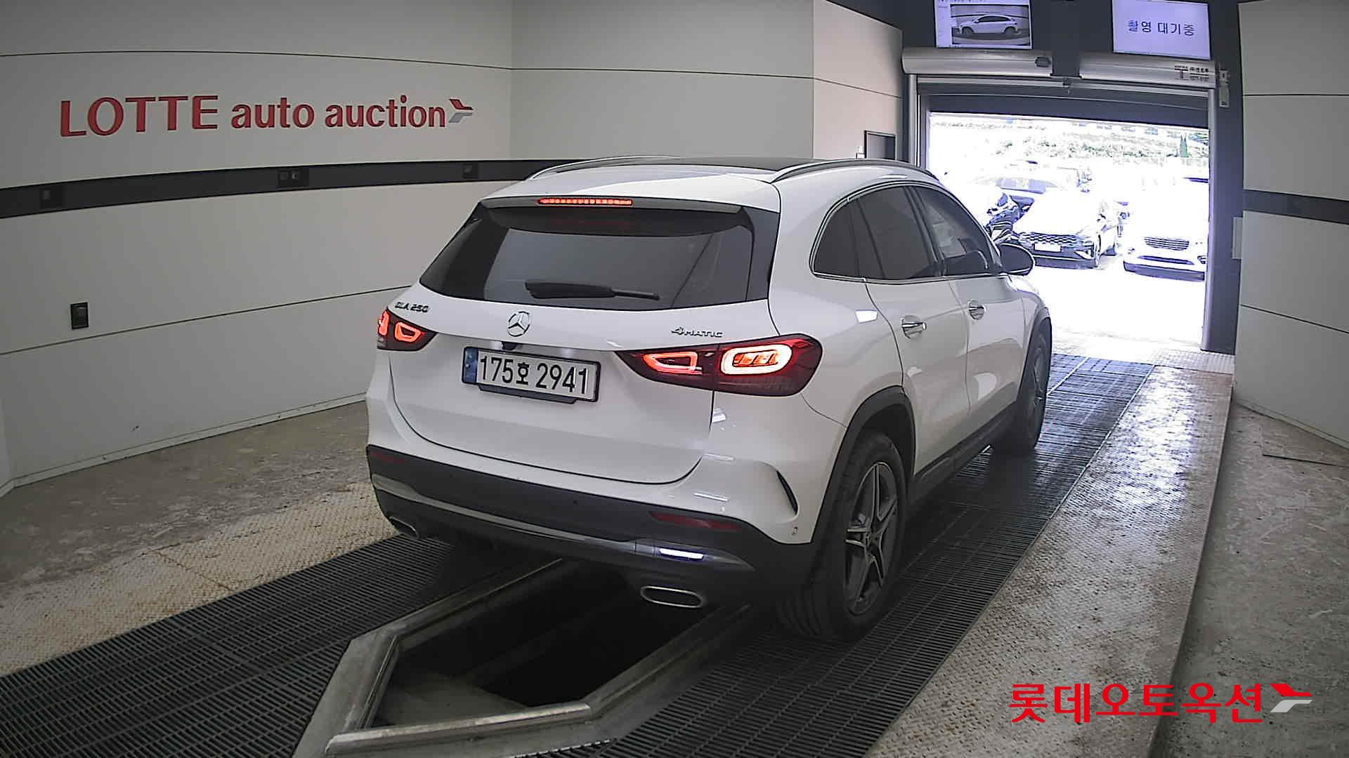2023 - bmw gla250