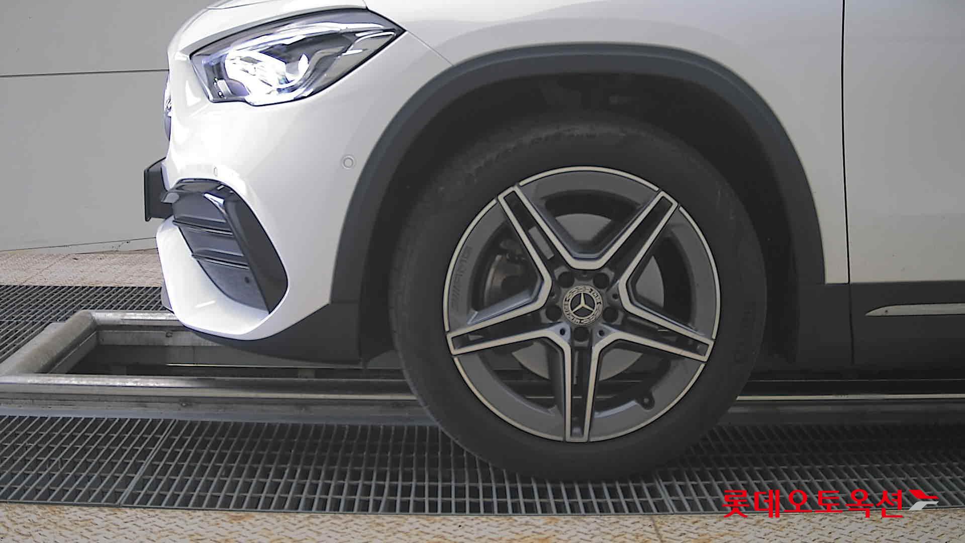 2023 - bmw gla250