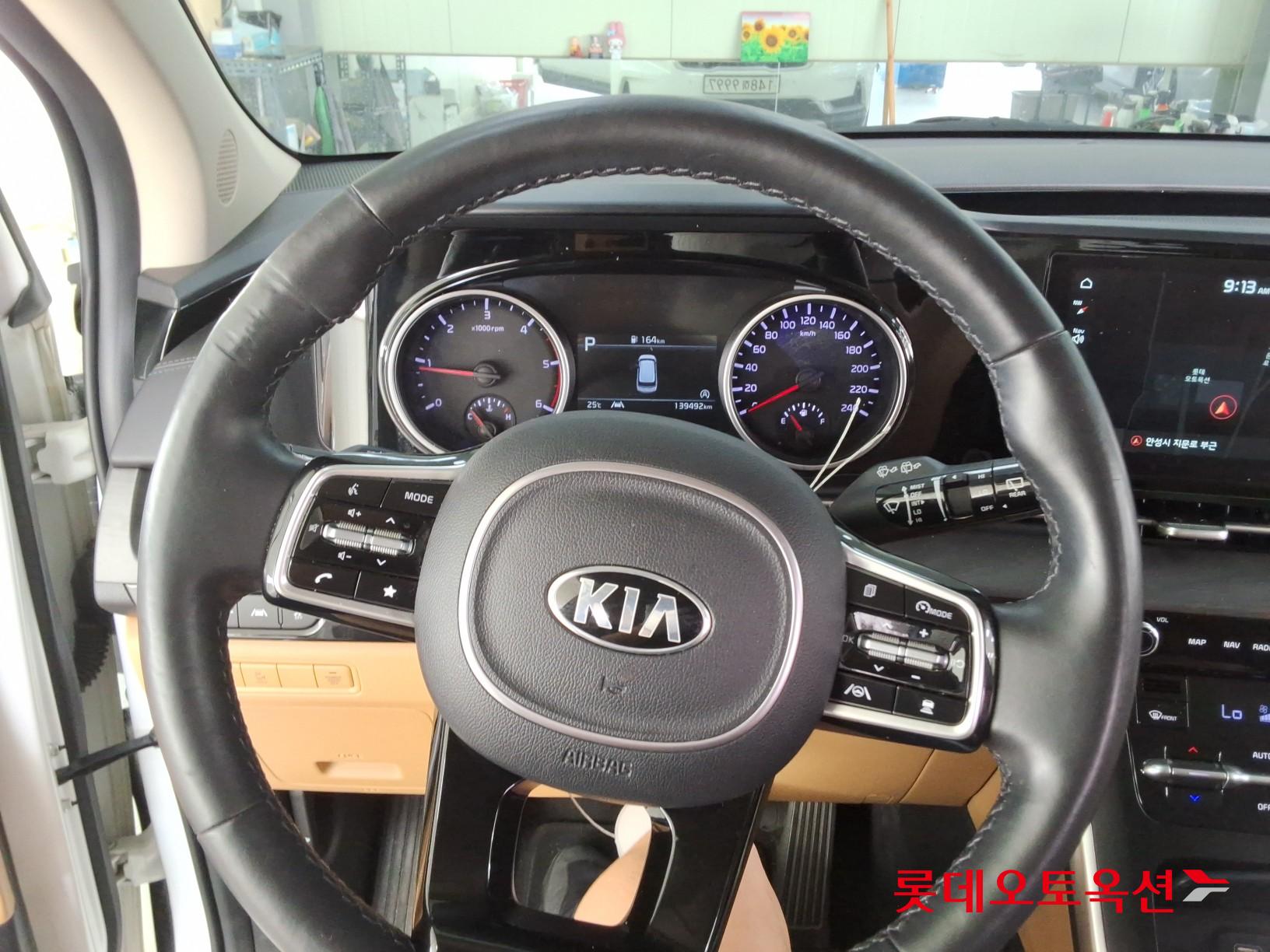 2021 - kia carnival