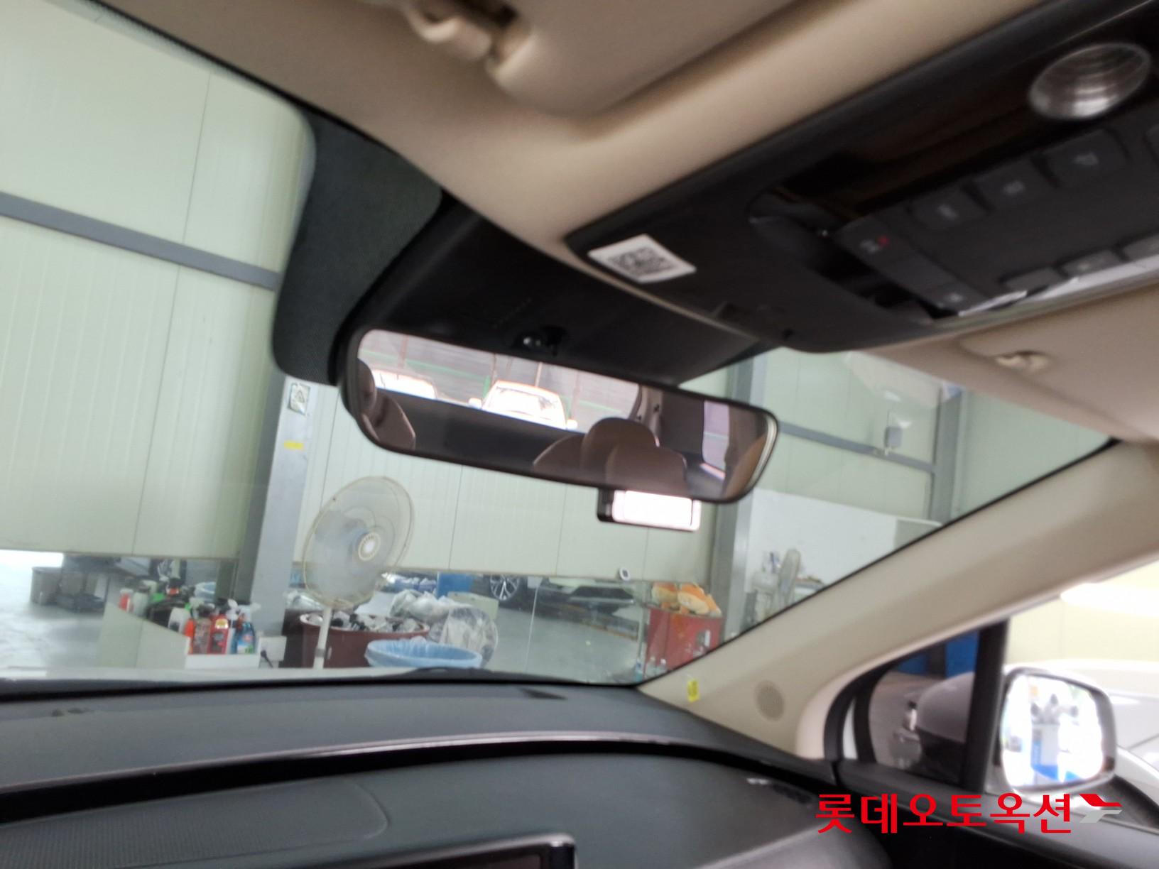2021 - kia carnival