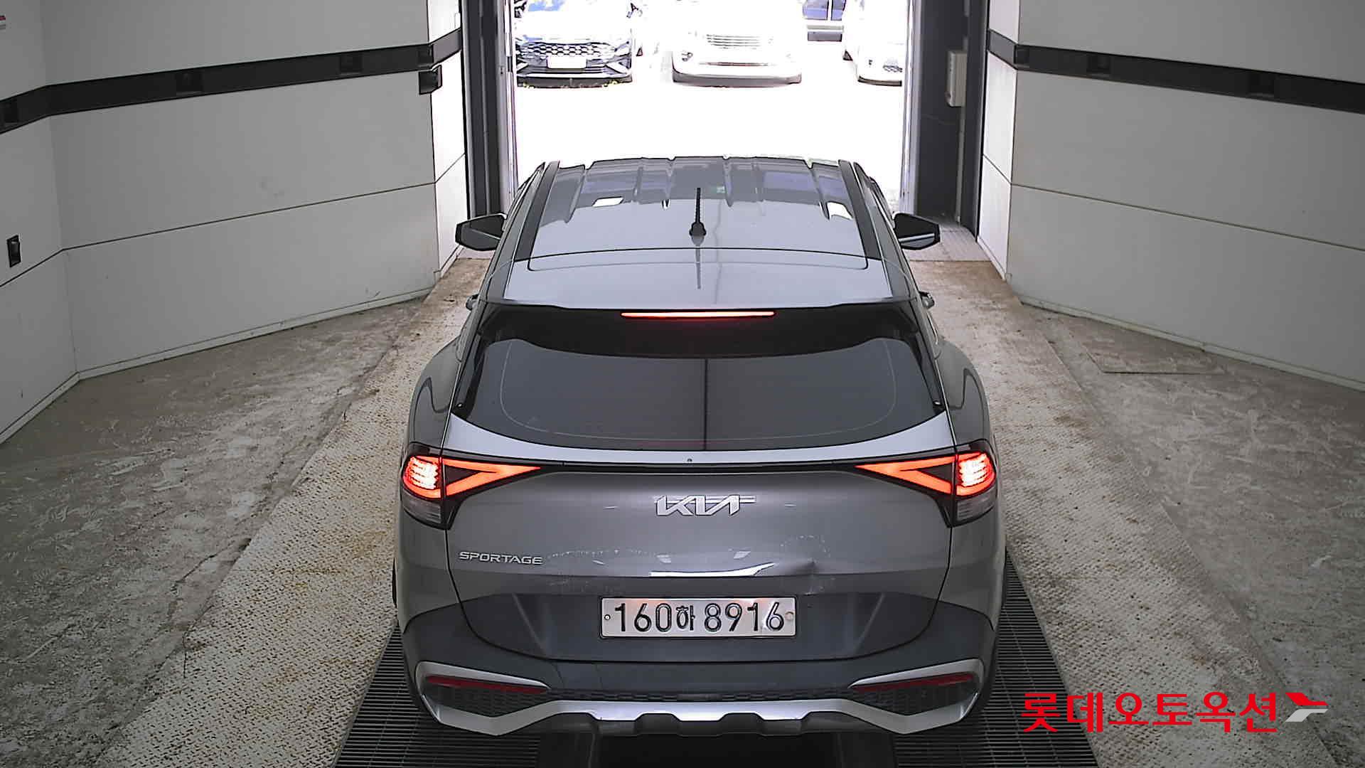 2022 - kia sportage