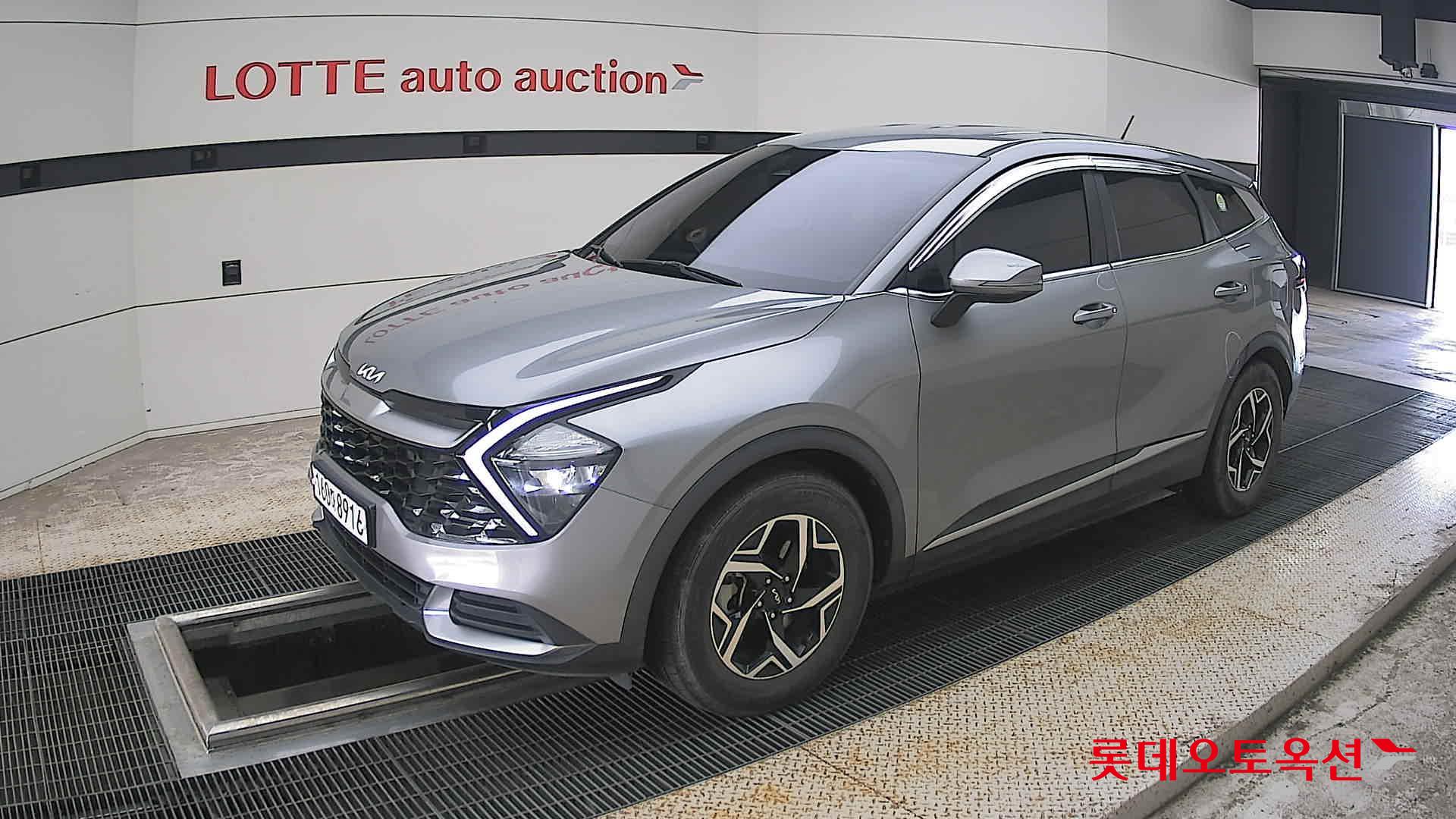 2022 - kia sportage