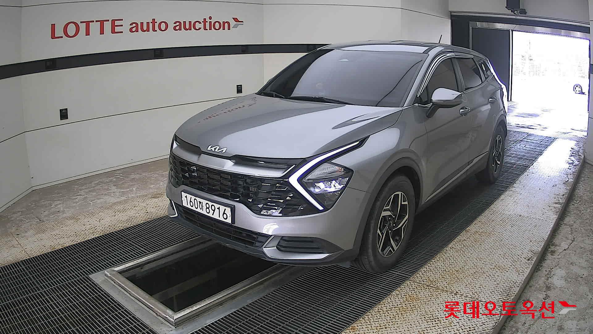 2022 - kia sportage