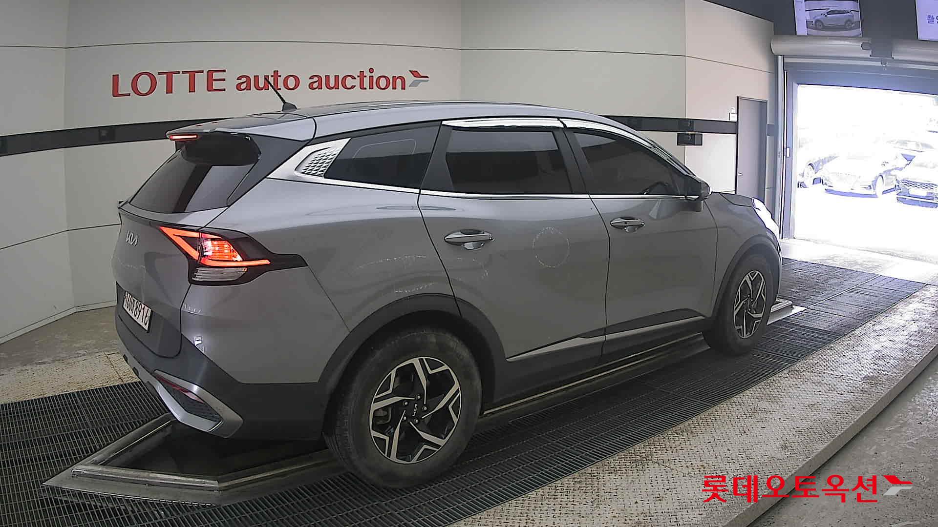 2022 - kia sportage