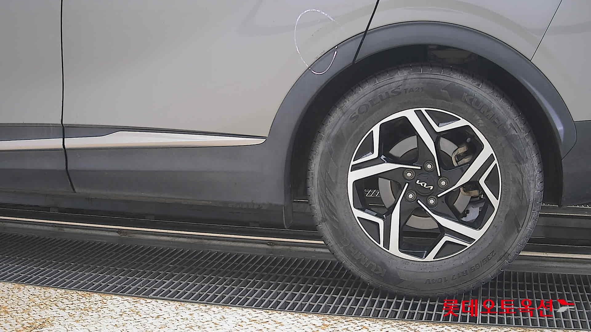 2022 - kia sportage
