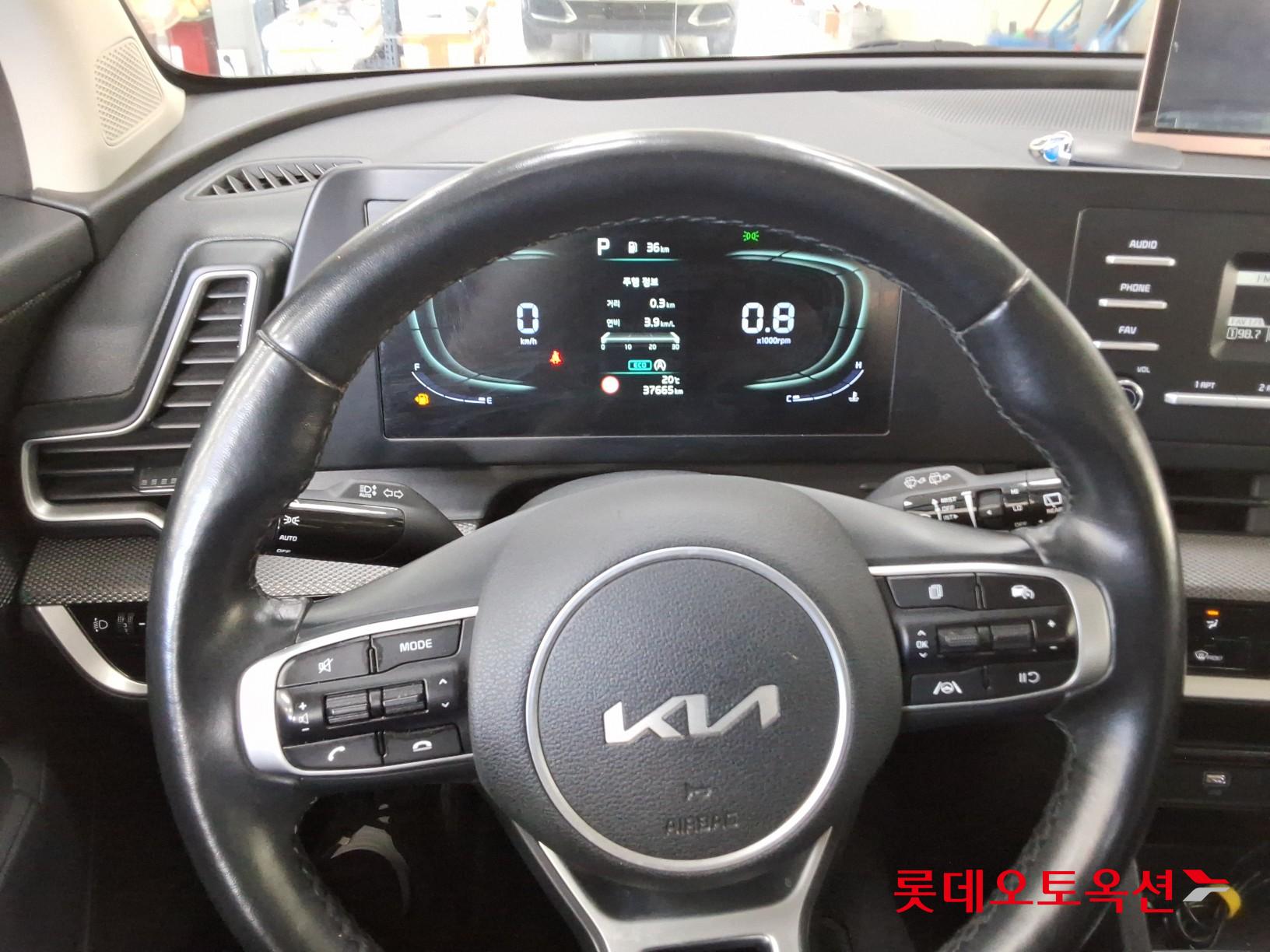 2022 - kia sportage