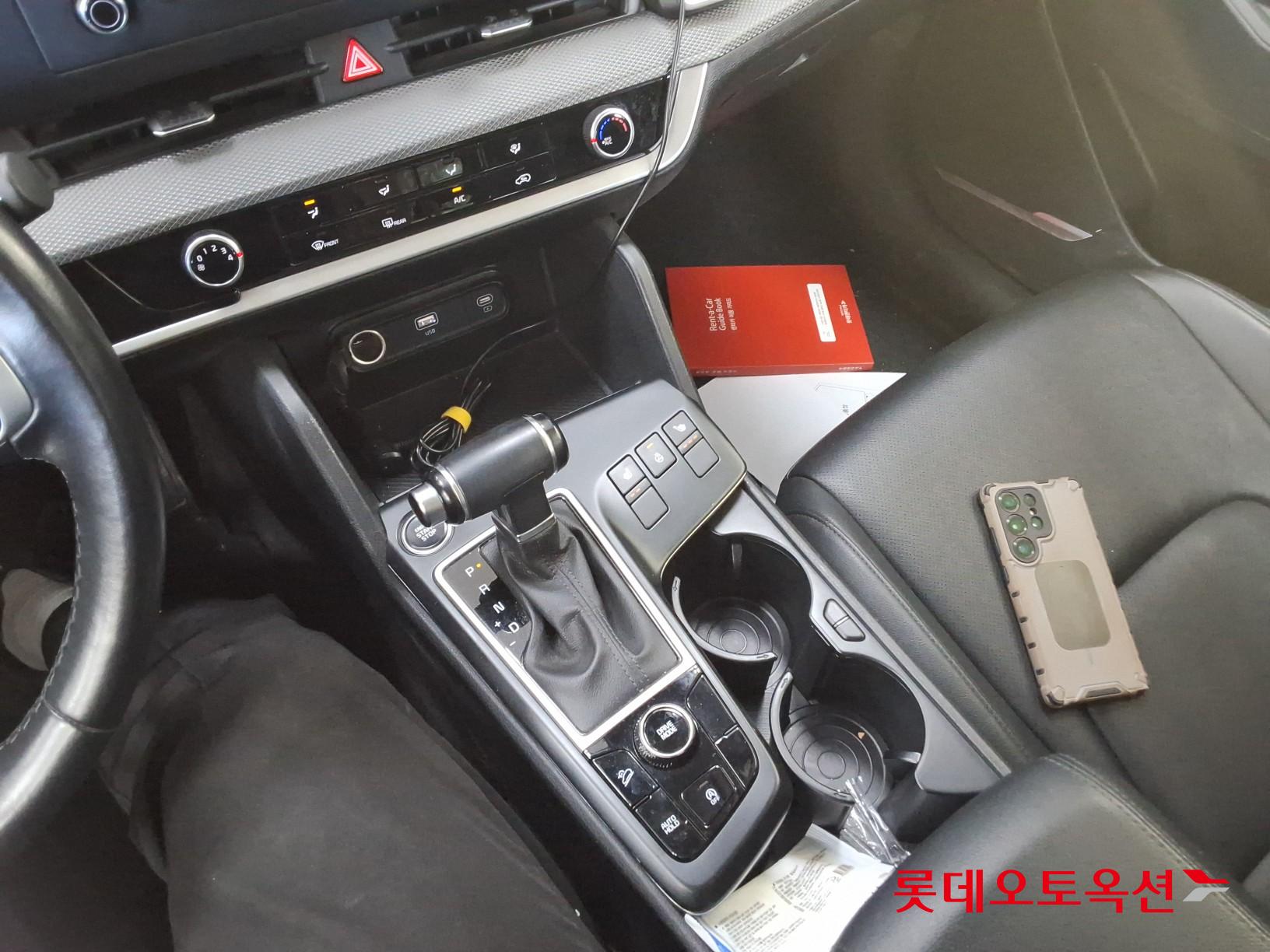 2022 - kia sportage