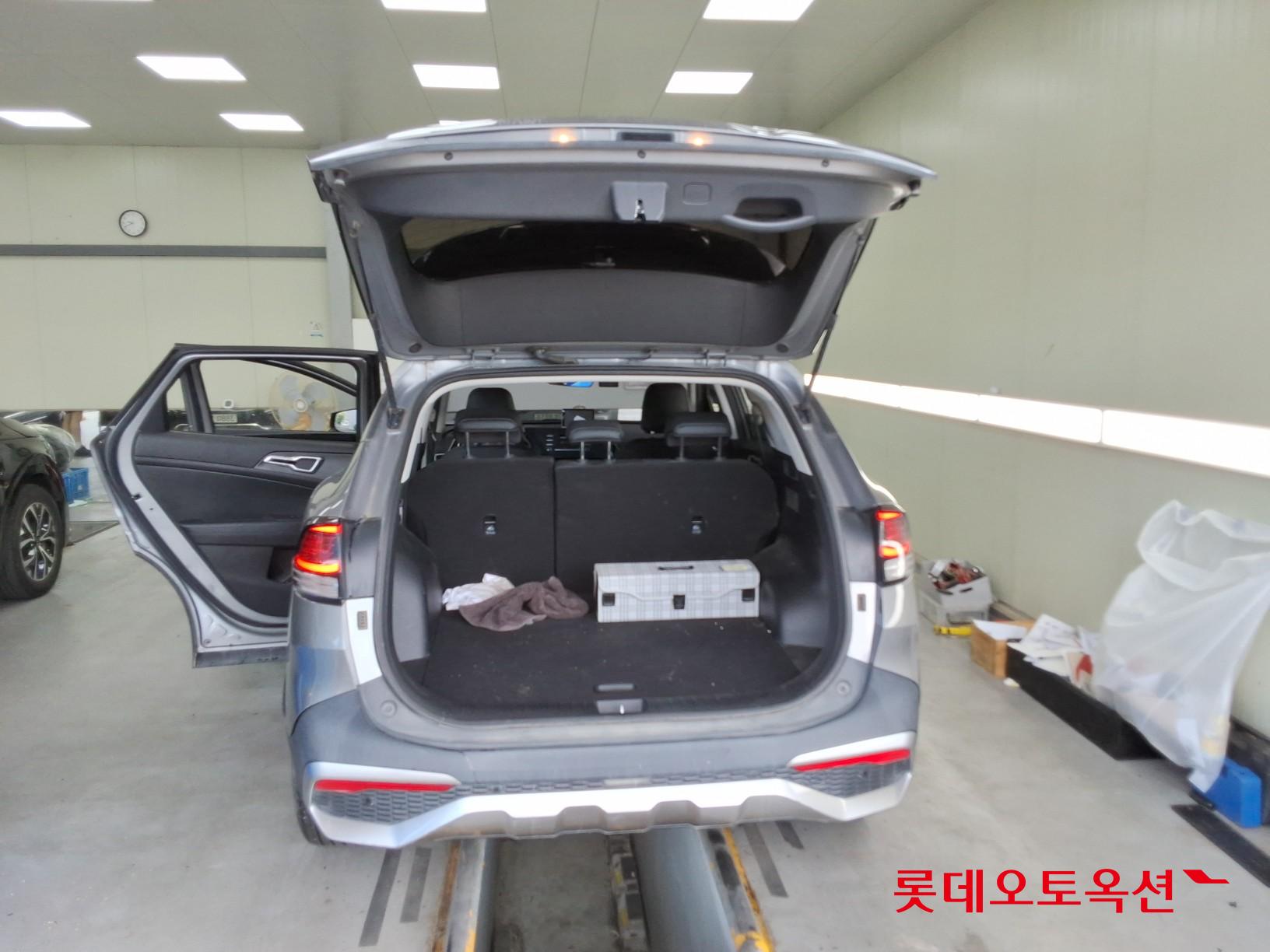 2022 - kia sportage
