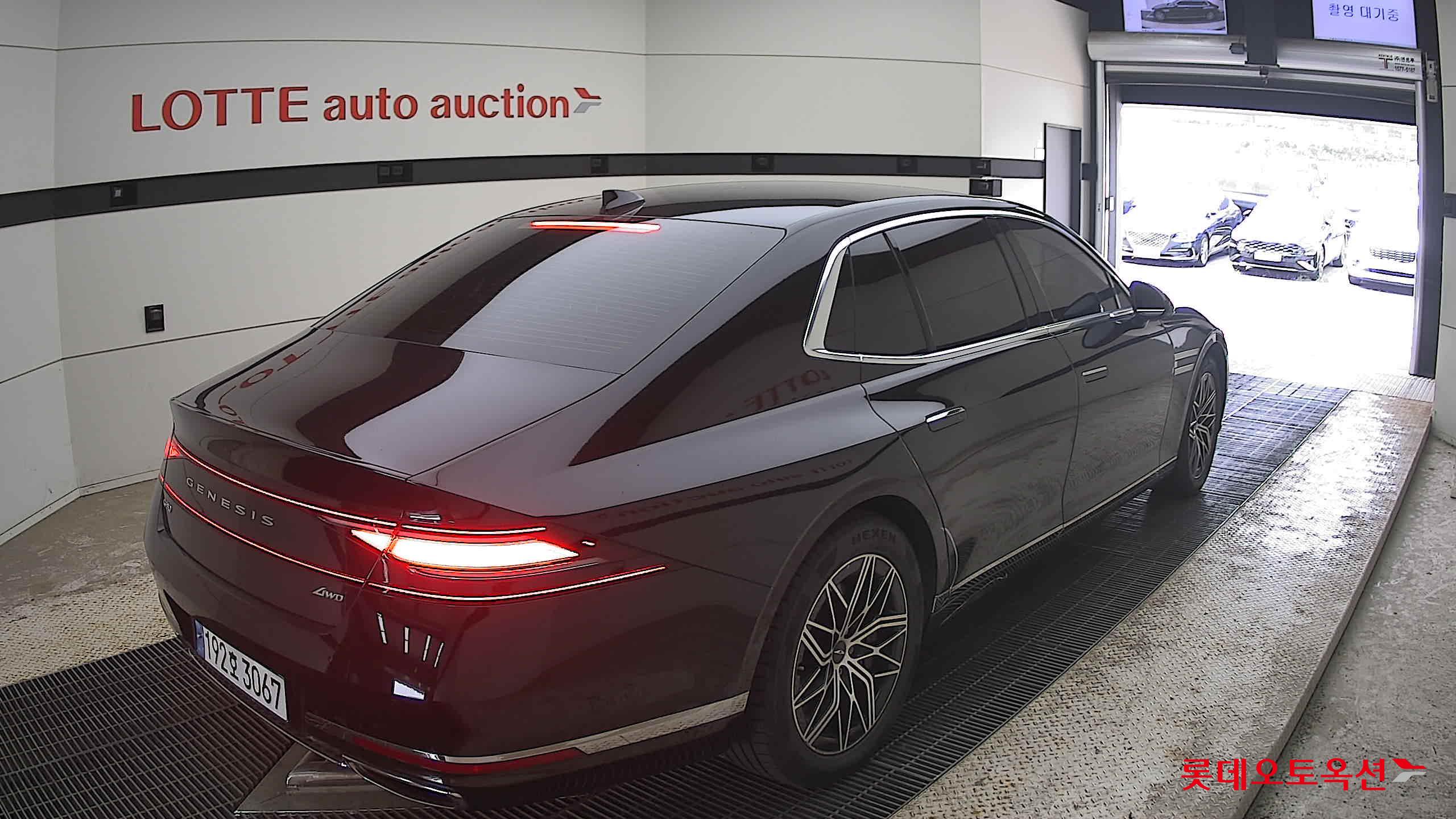 2022 - genesis g90