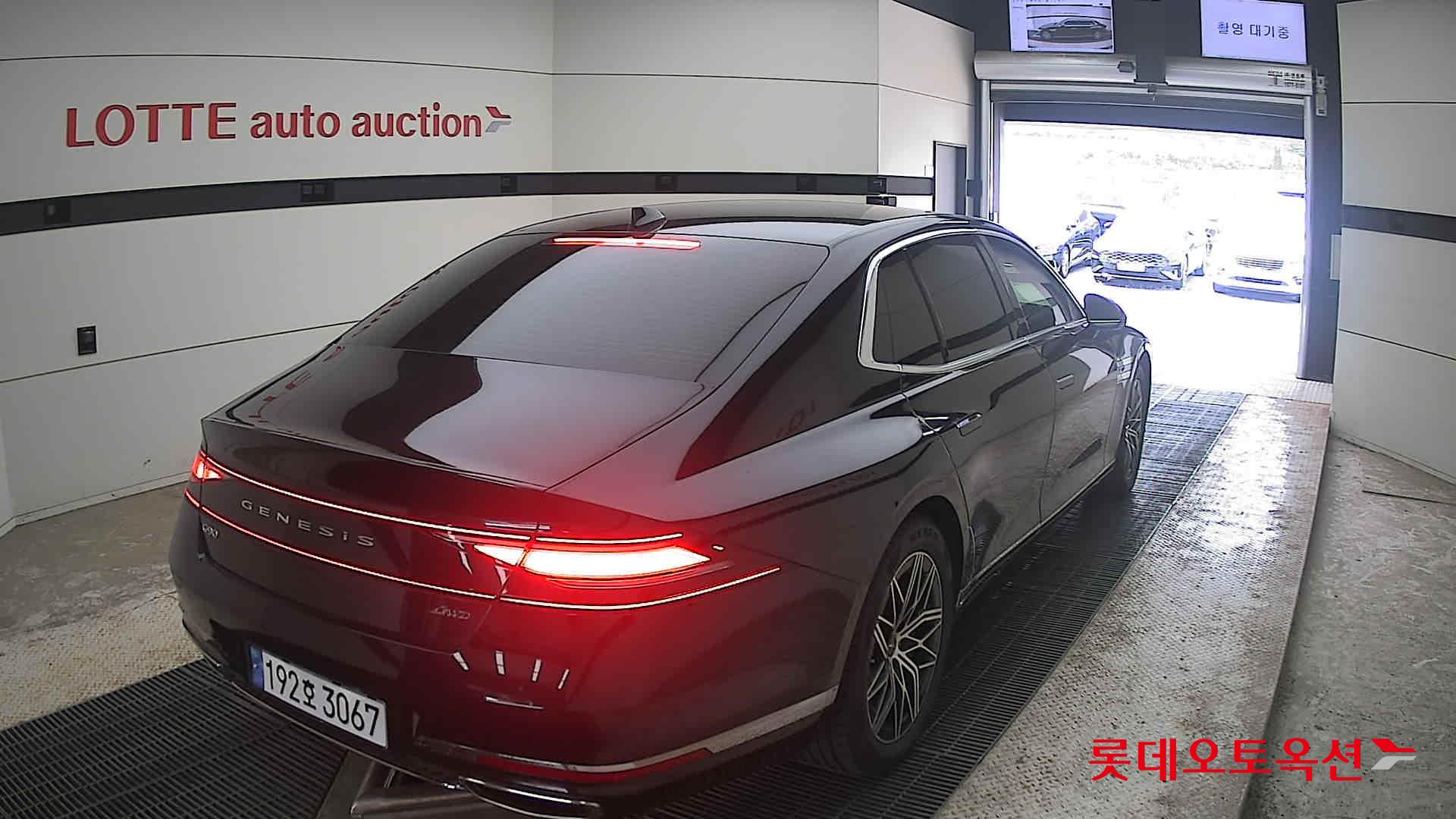 2022 - genesis g90