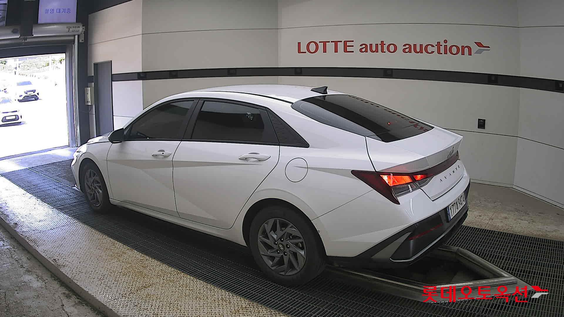2024 - hyundai avante