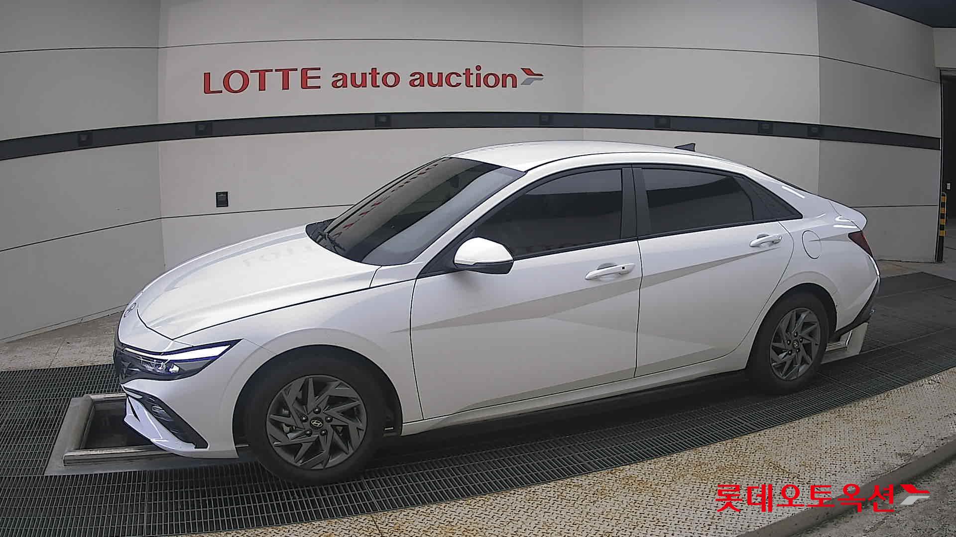2024 - hyundai avante