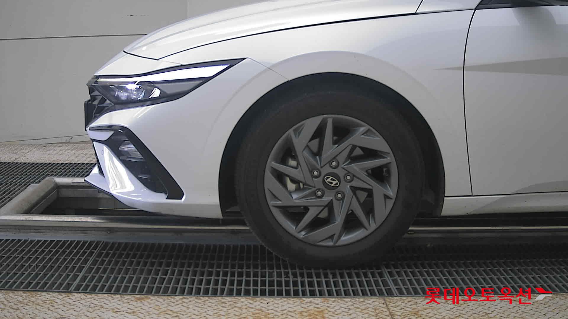 2024 - hyundai avante