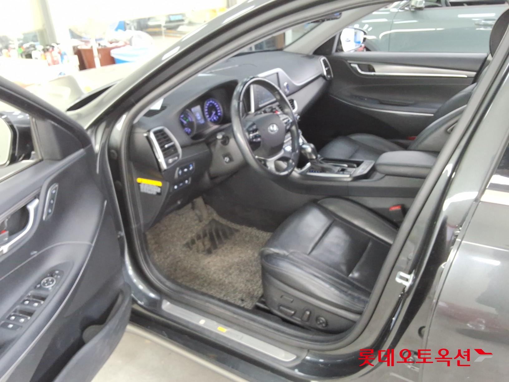 2019 - hyundai grandeur