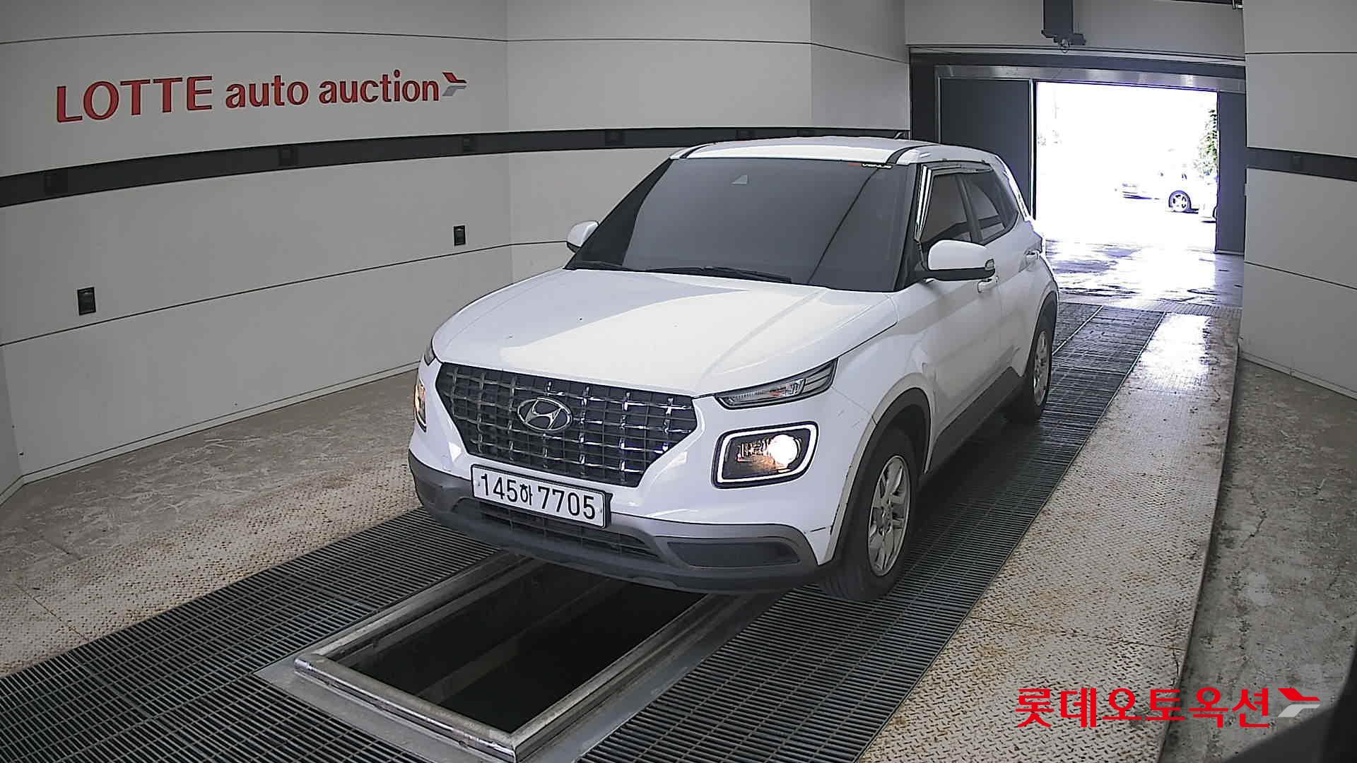 2020 - hyundai venue
