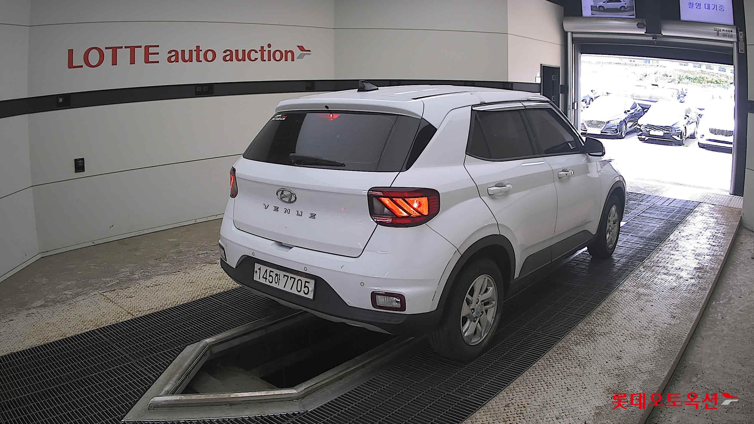 2020 - hyundai venue