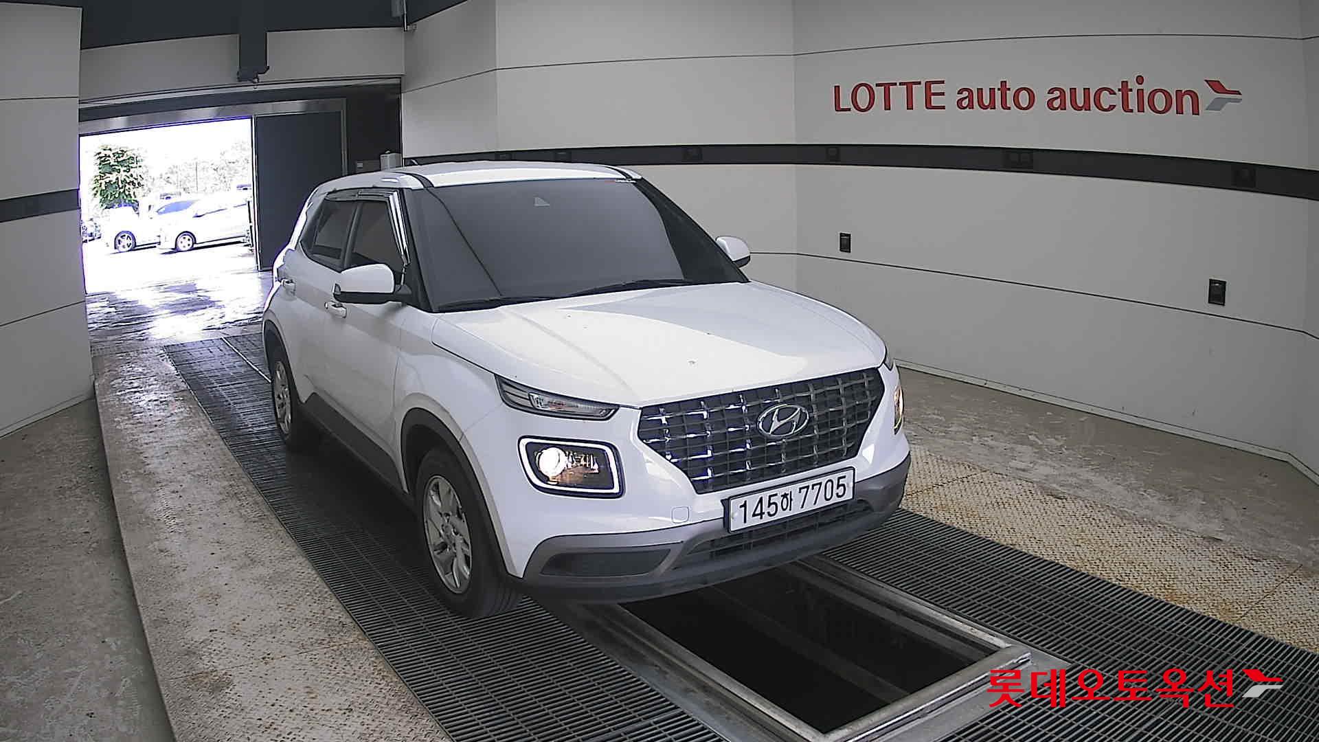 2020 - hyundai venue