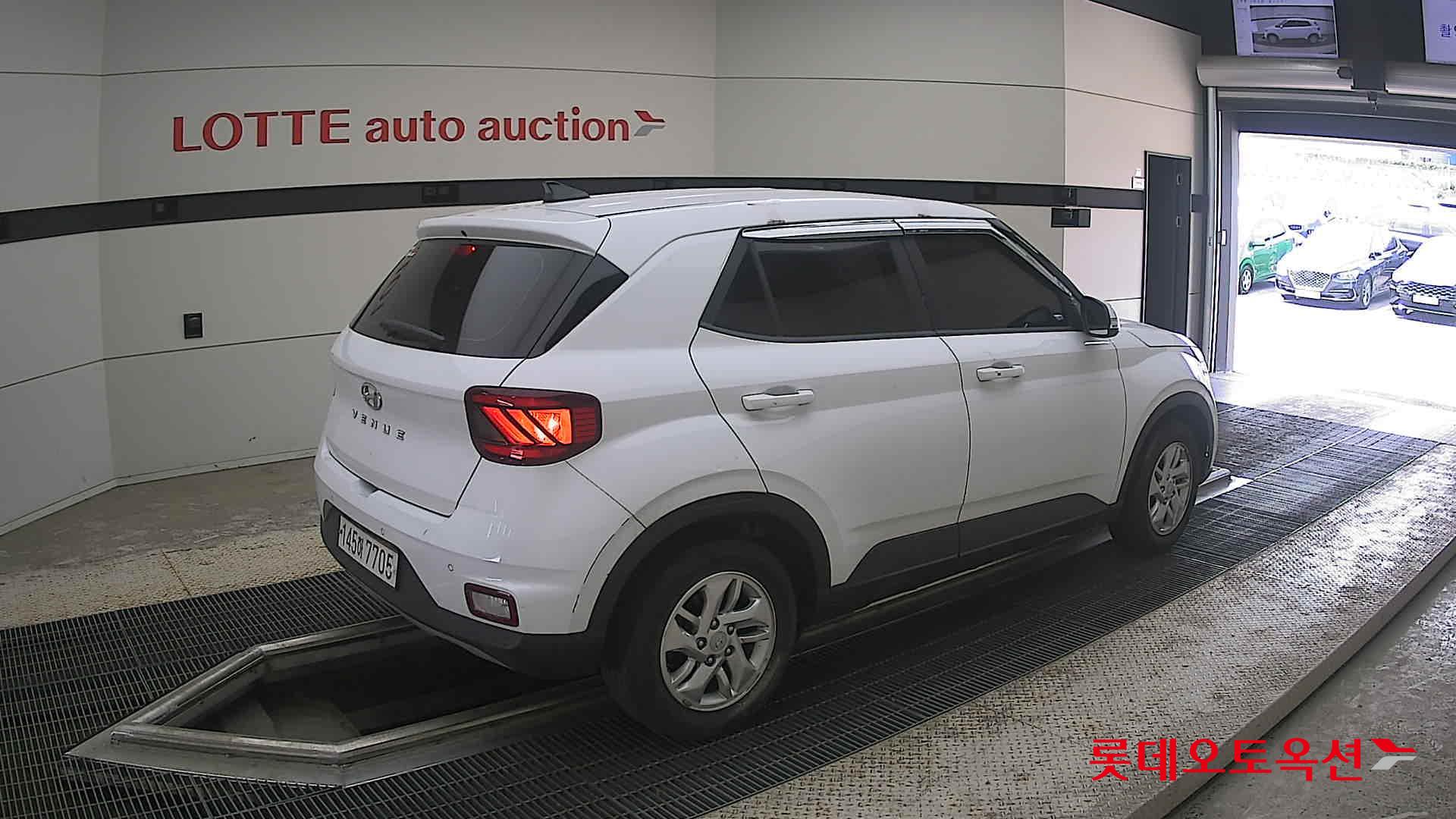 2020 - hyundai venue