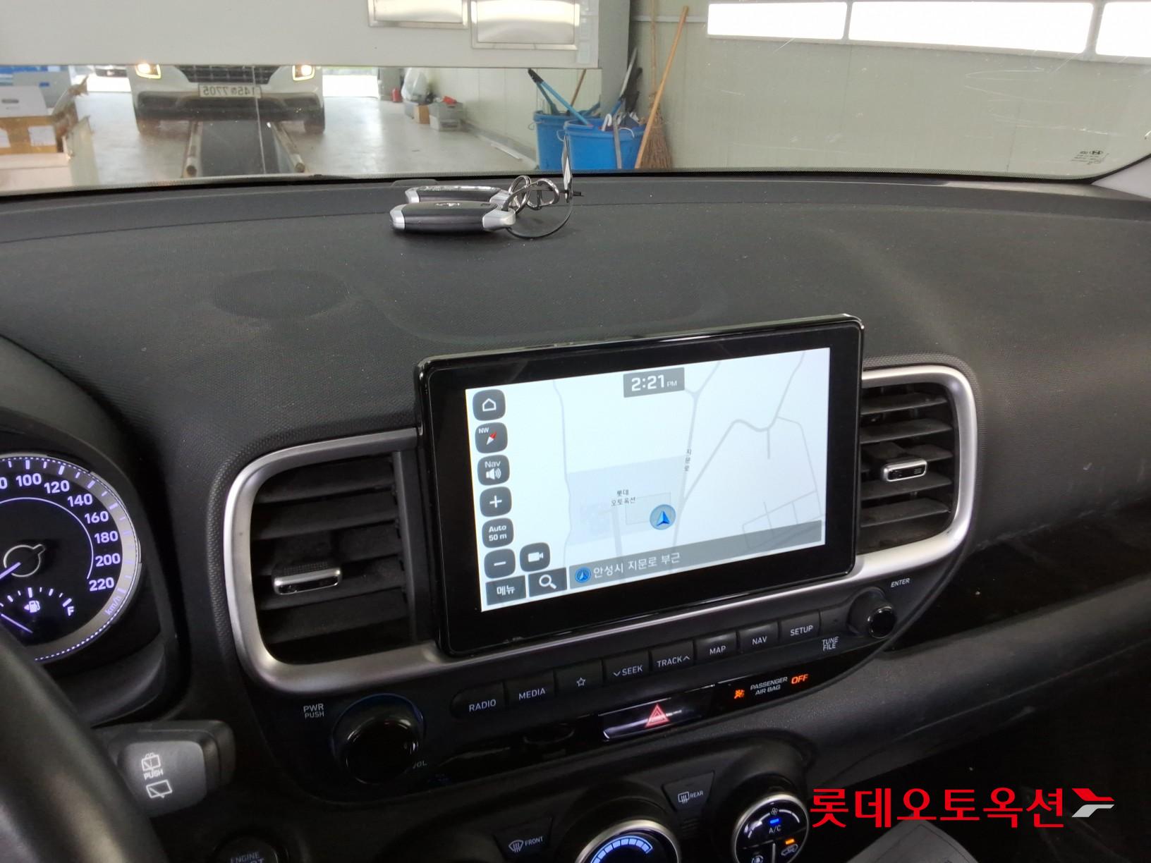 2020 - hyundai venue