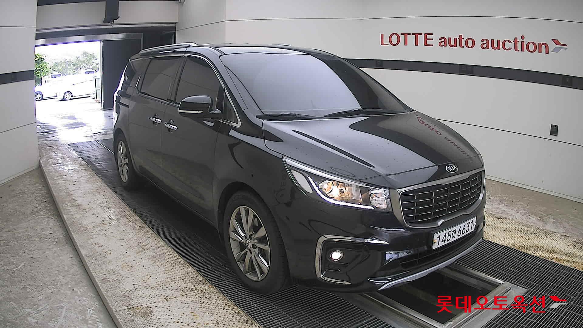 2020 - kia carnival