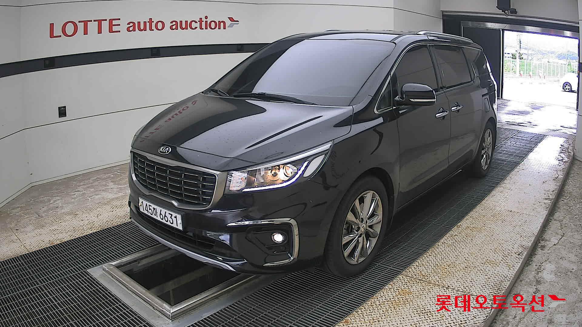2020 - kia carnival
