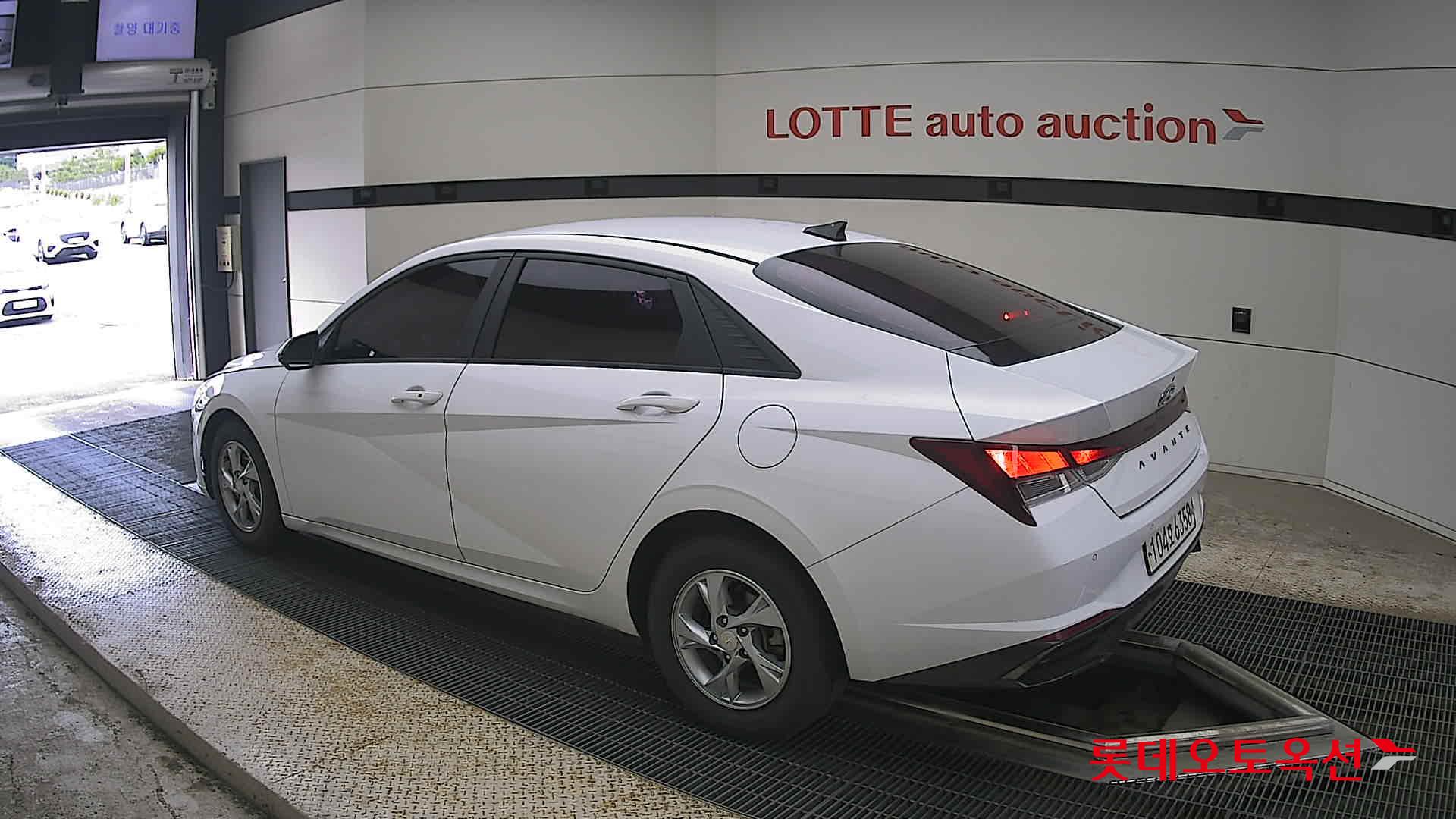 2021 - hyundai avante