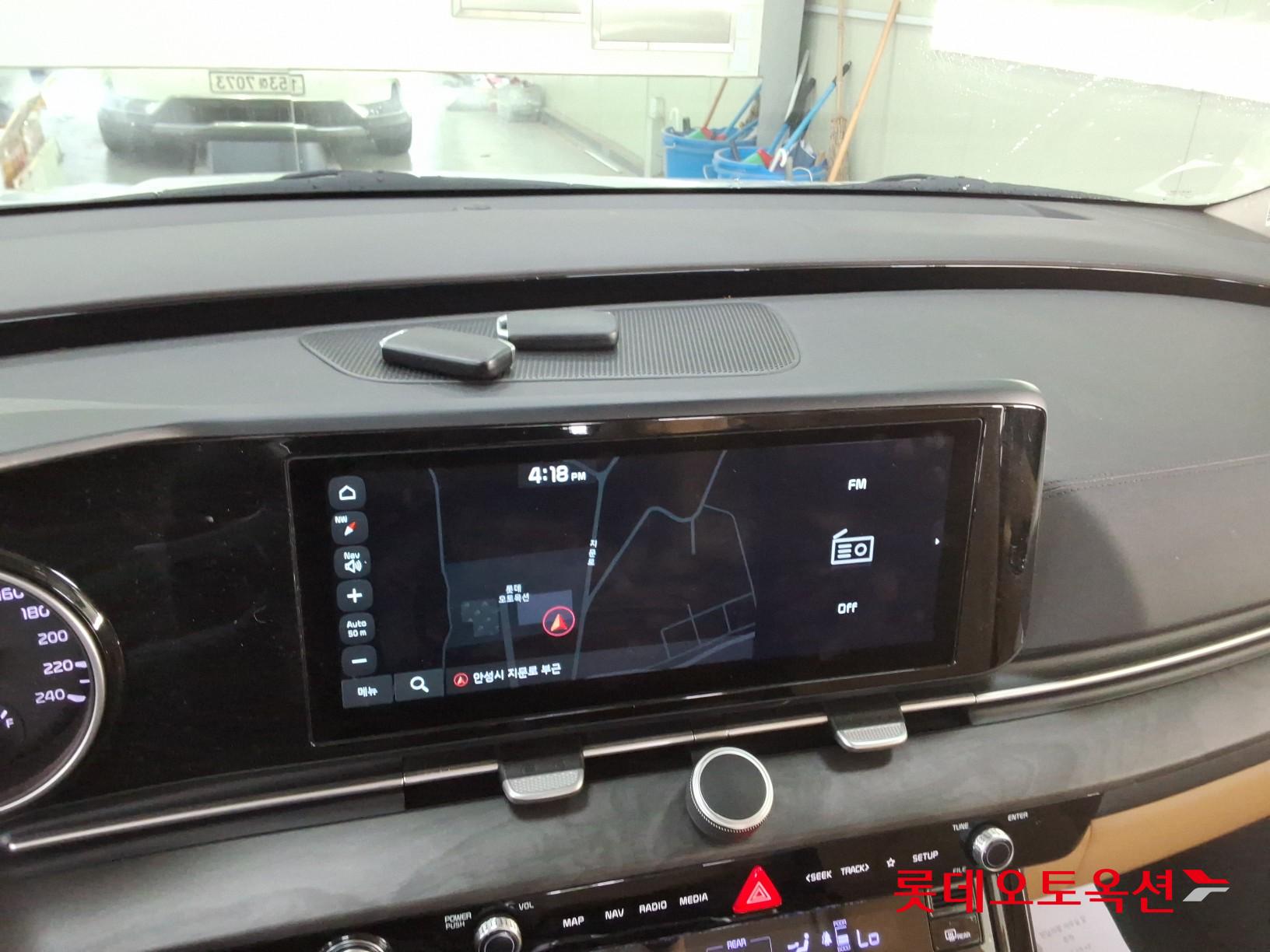 2021 - kia carnival