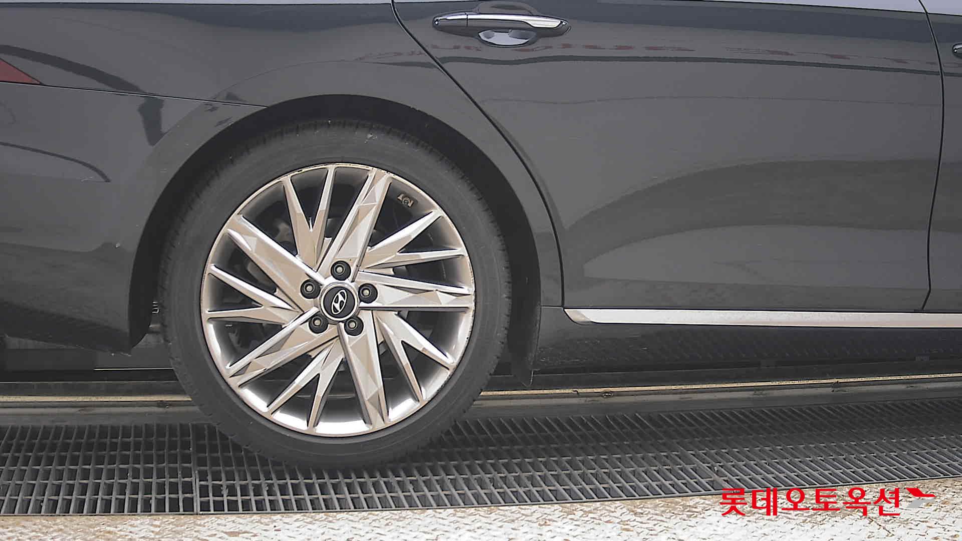 2021 - hyundai grandeur