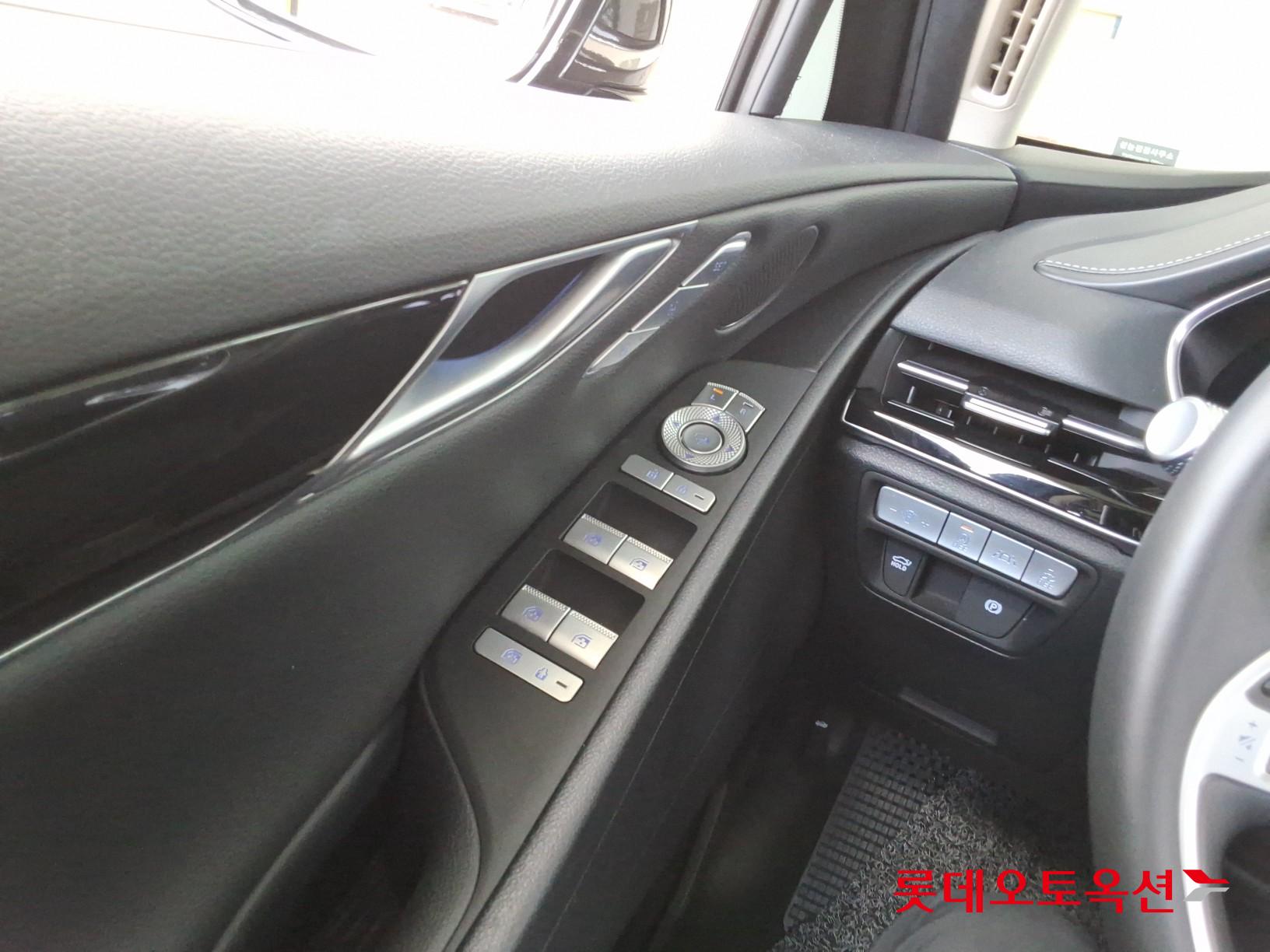2021 - genesis g80