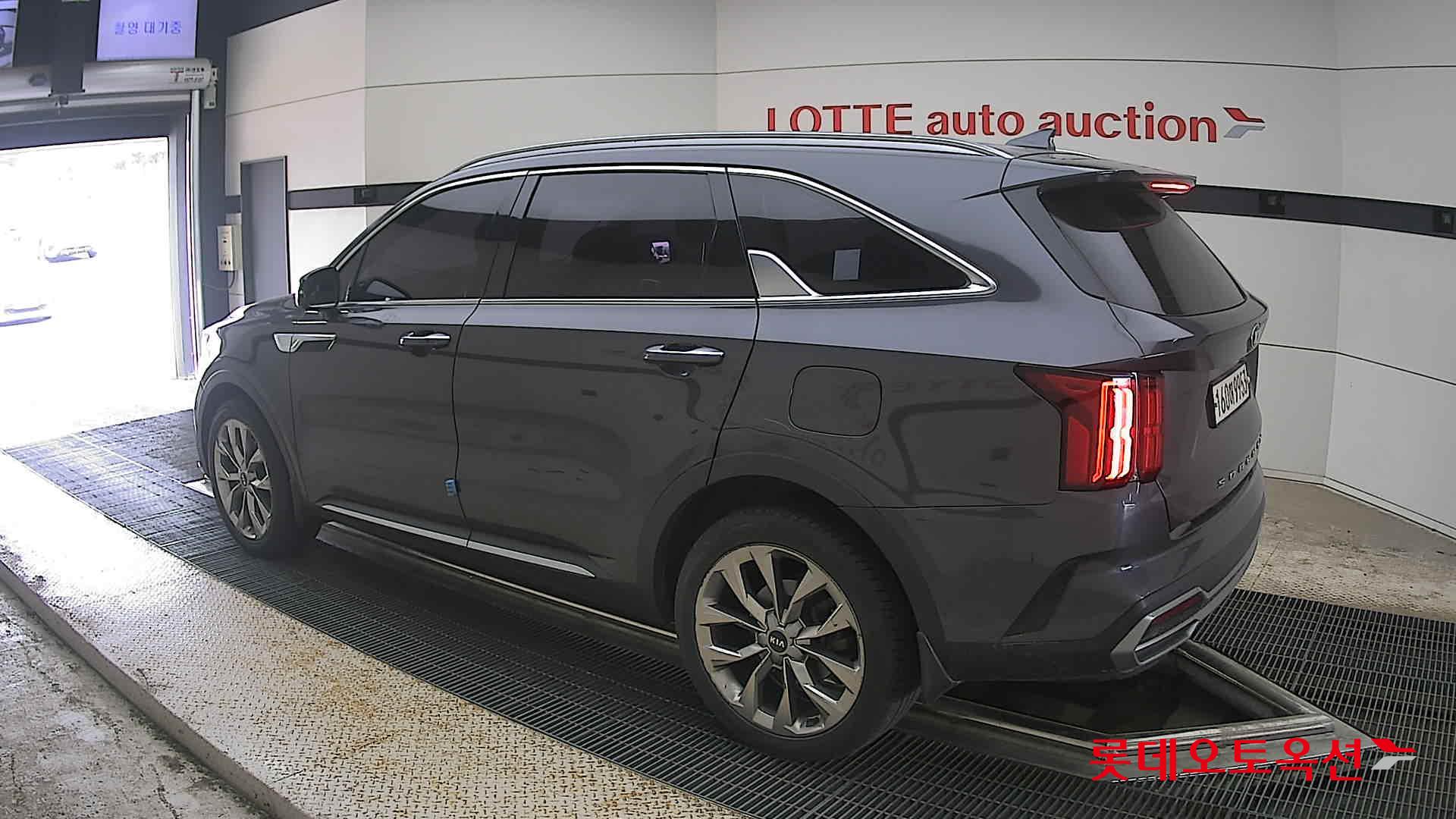 2021 - kia sorento