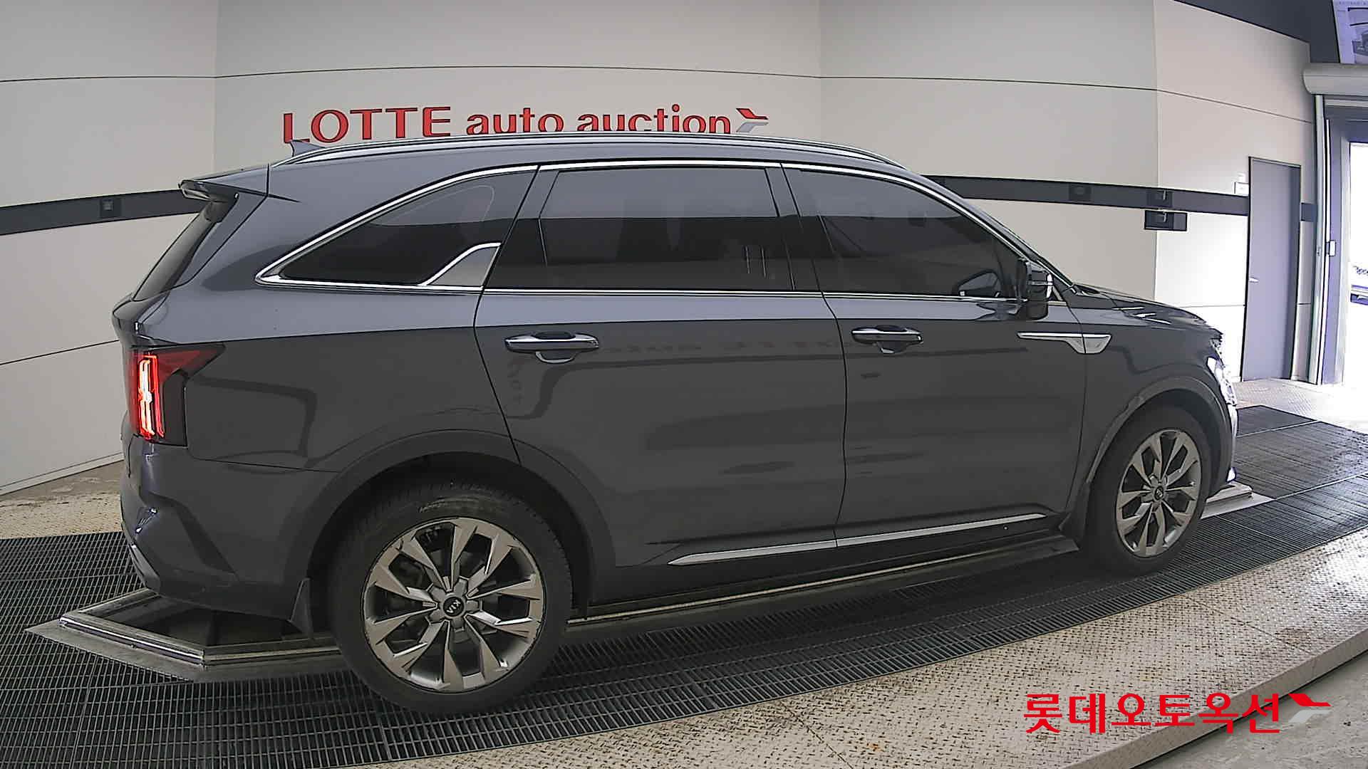 2021 - kia sorento