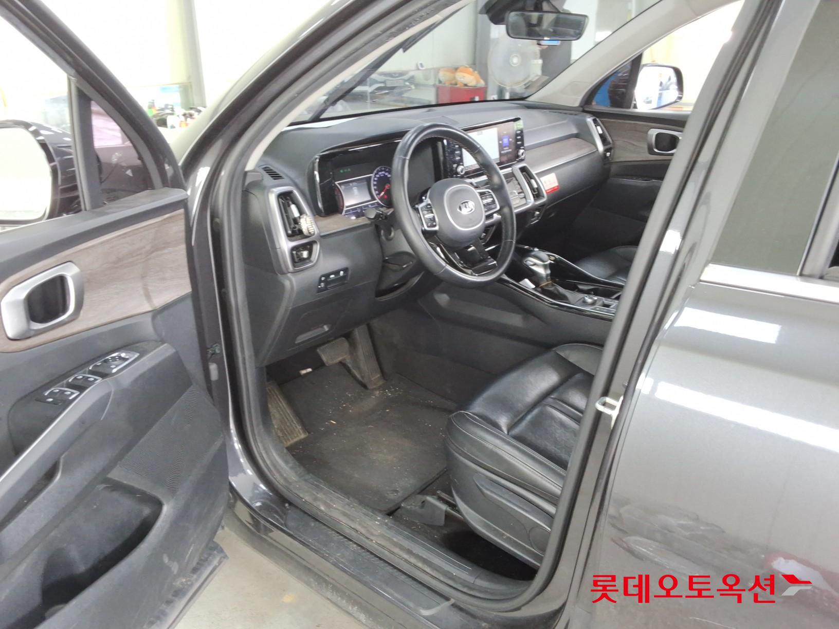 2021 - kia sorento