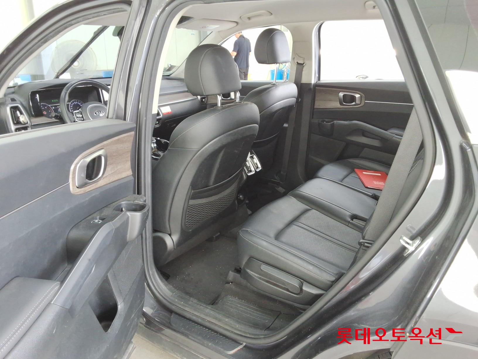 2021 - kia sorento