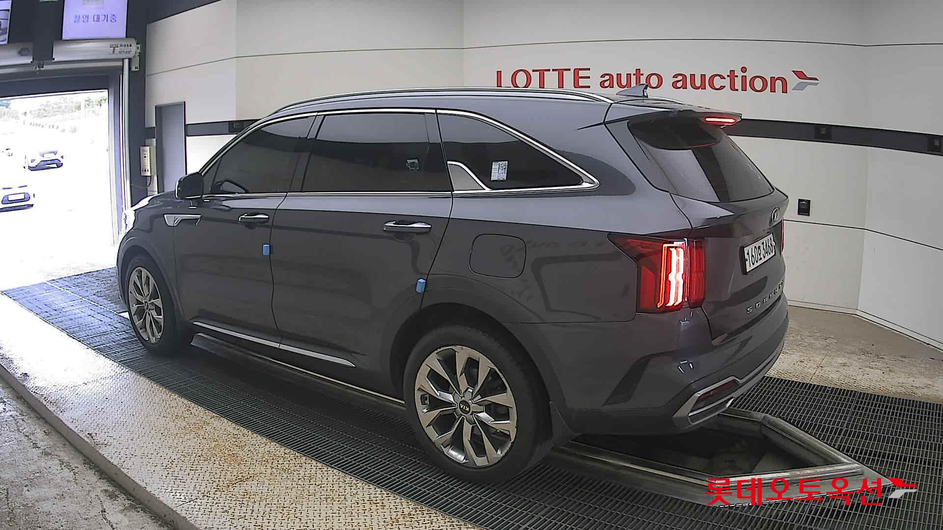2021 - kia sorento