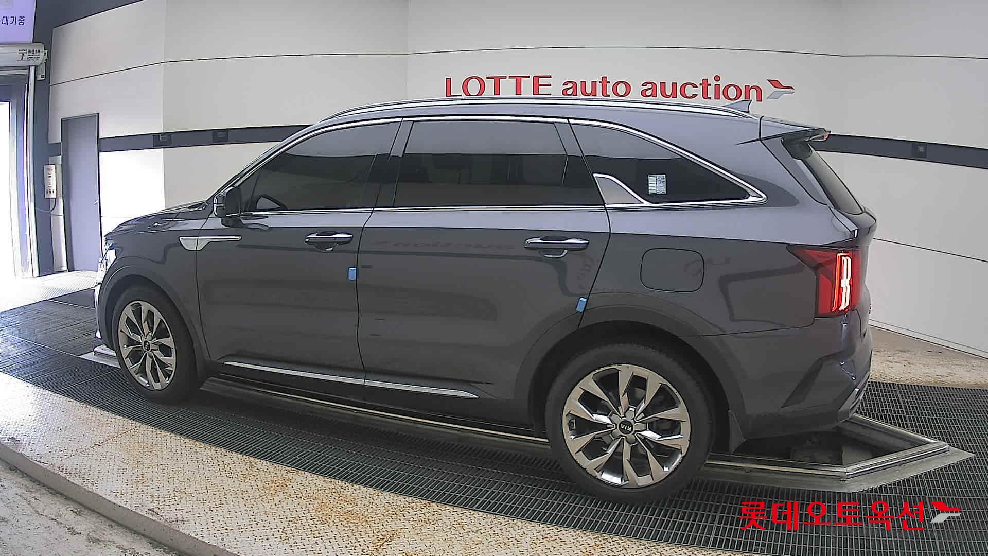 2021 - kia sorento