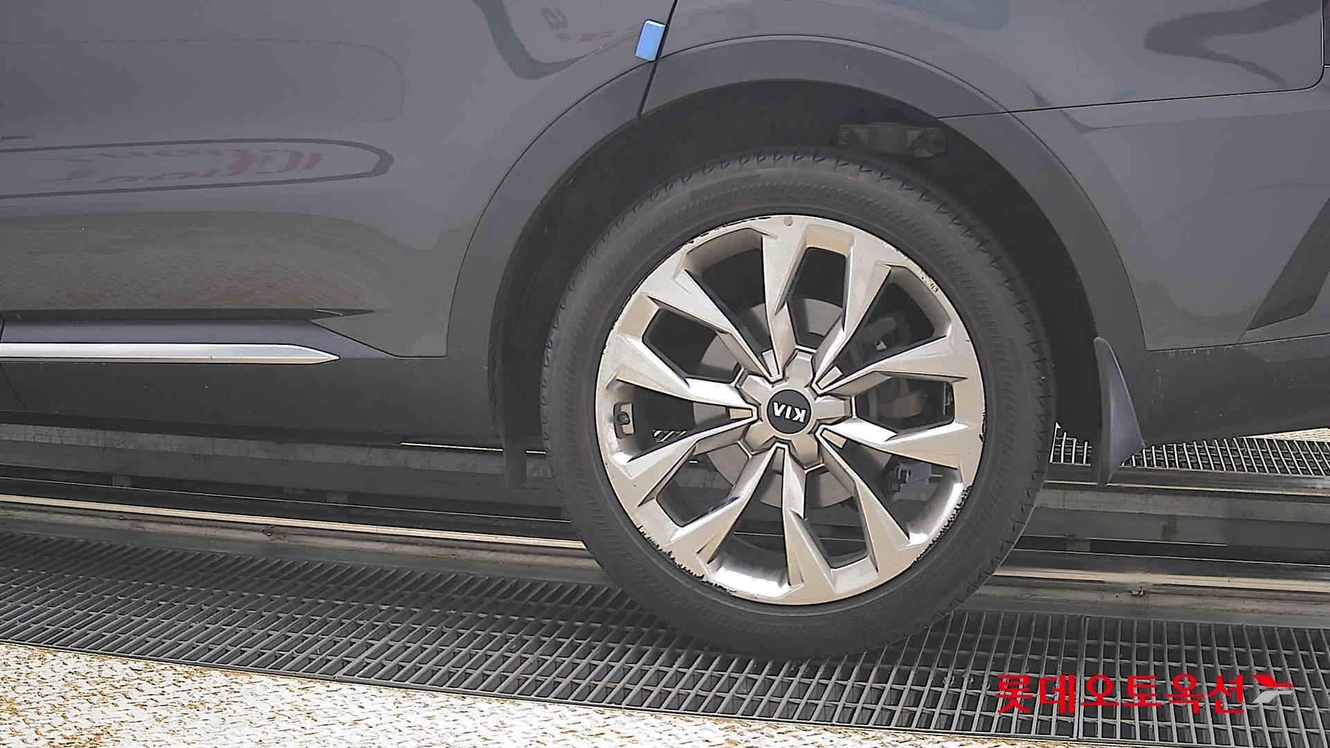 2021 - kia sorento