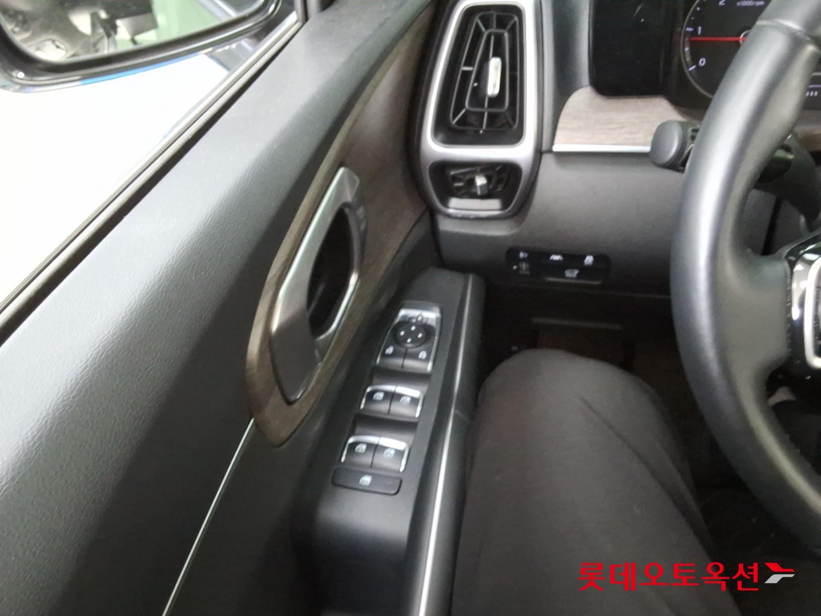 2021 - kia sorento