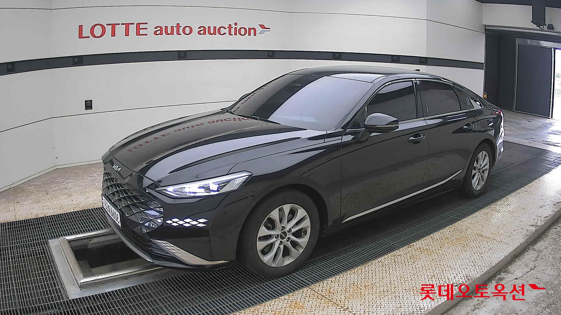 2022 - kia k8