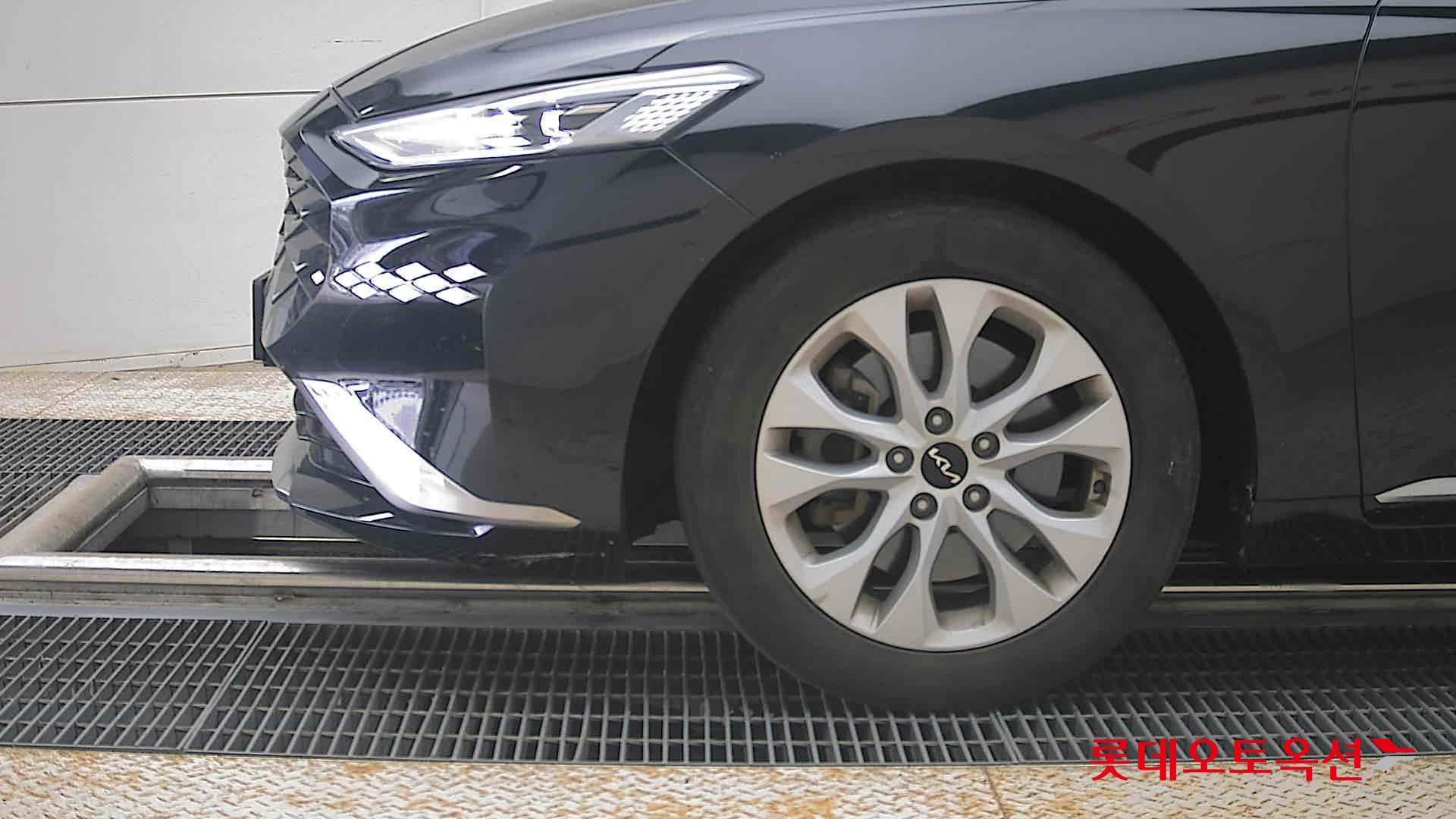 2022 - kia k8