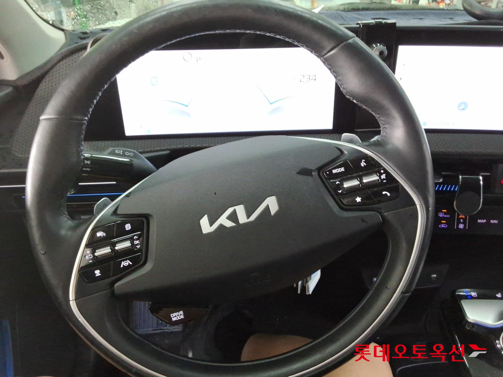 2022 - kia ev6