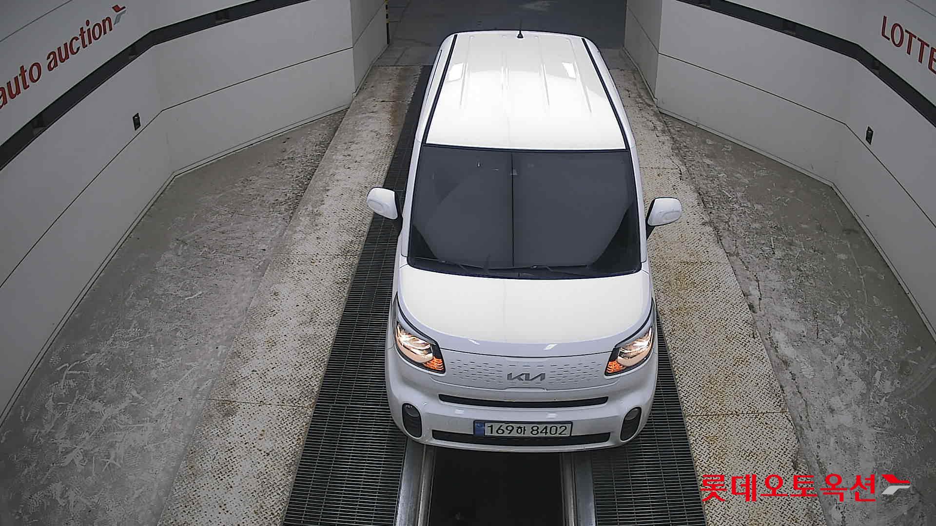 2022 - kia ray