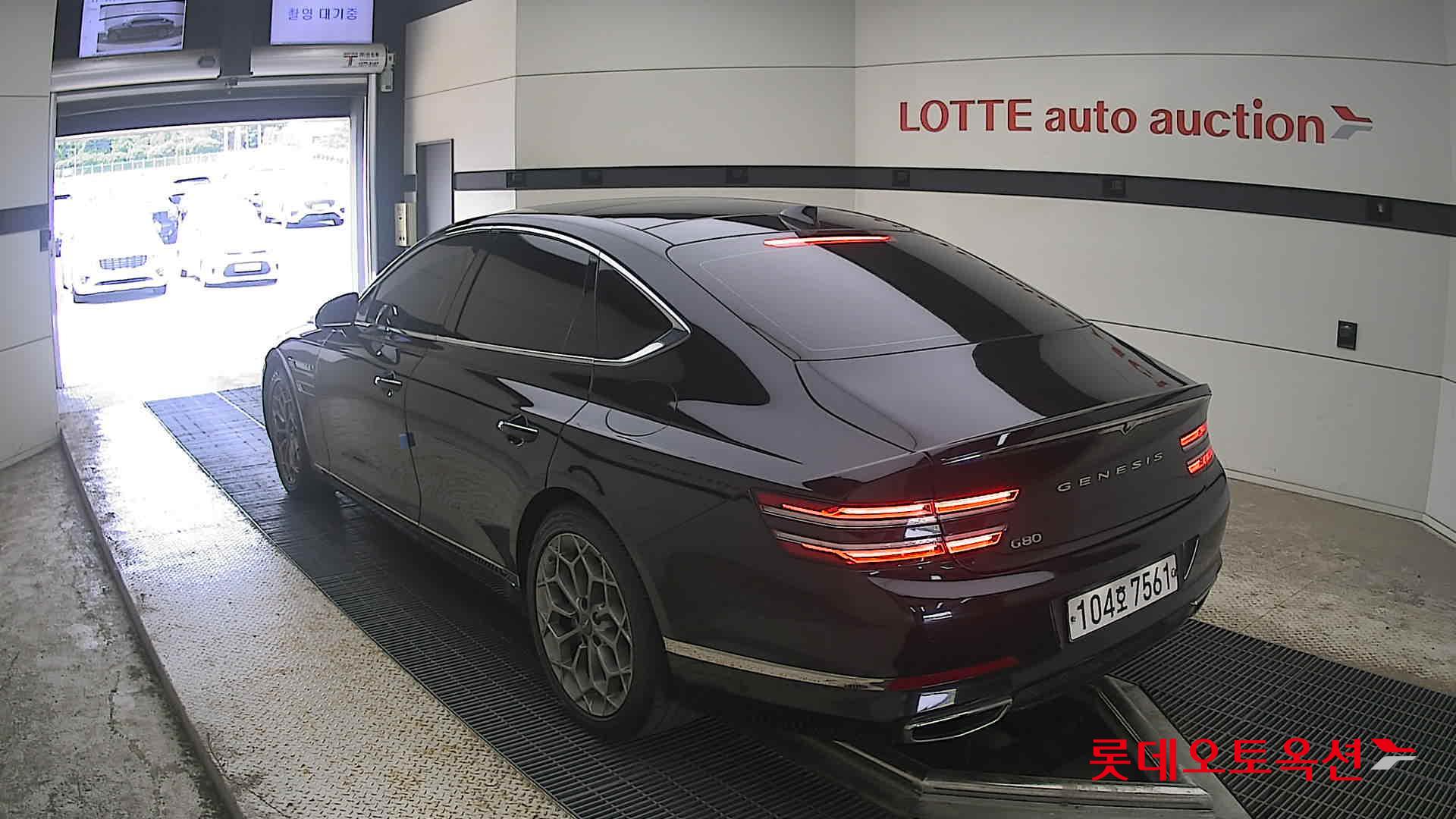 2021 - genesis g80