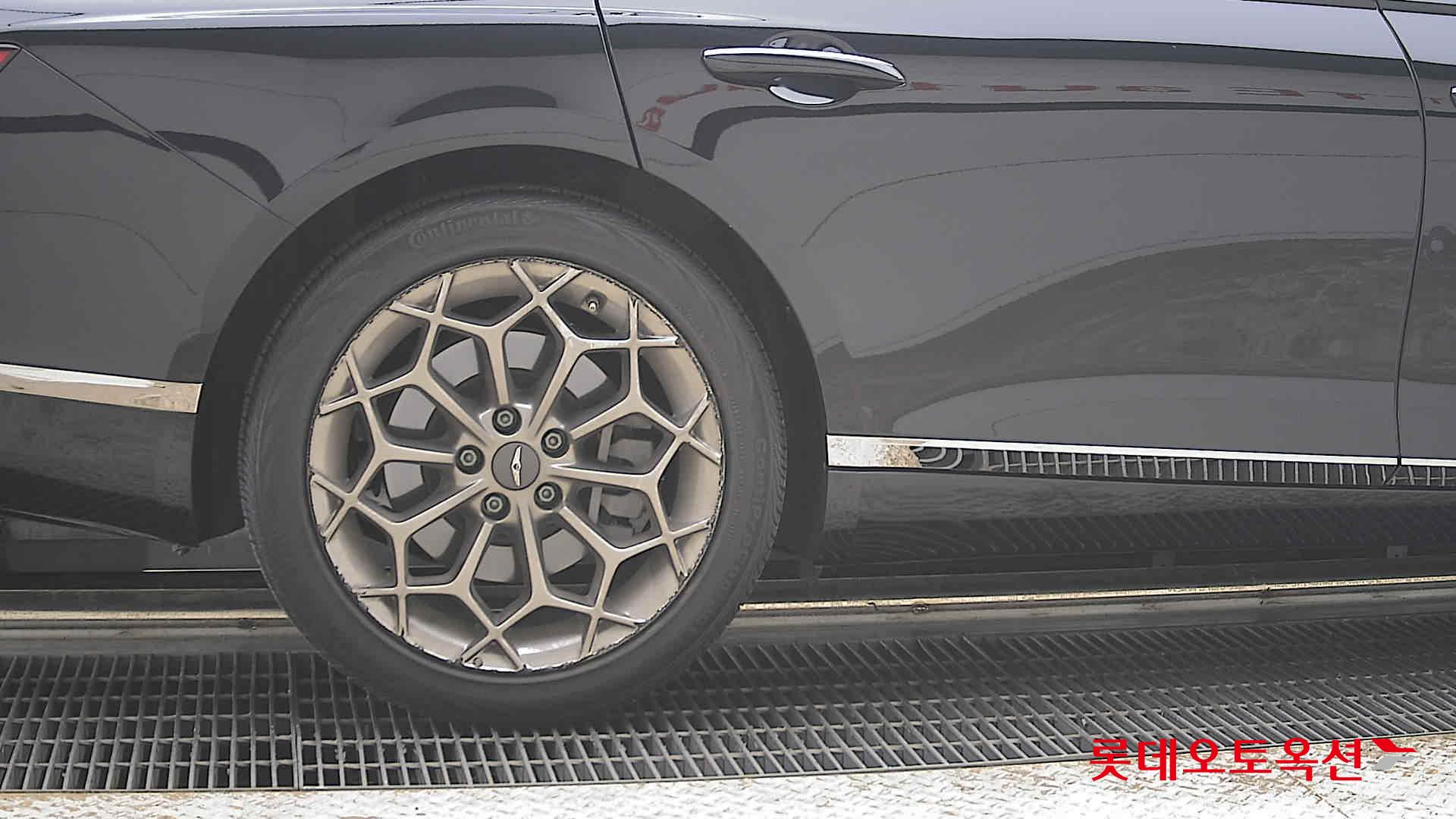 2021 - genesis g80