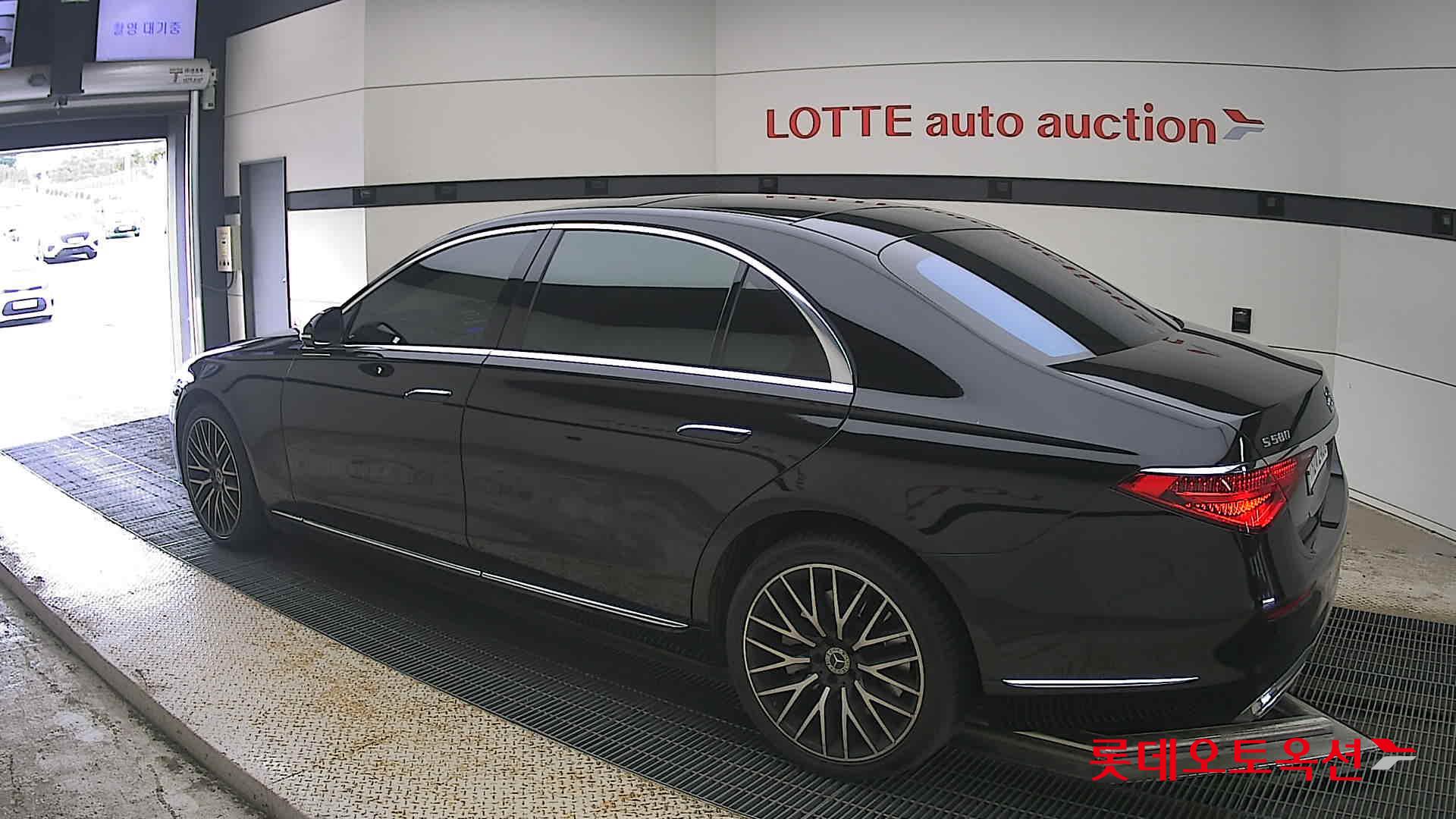 2022 - mercedes-benz s580