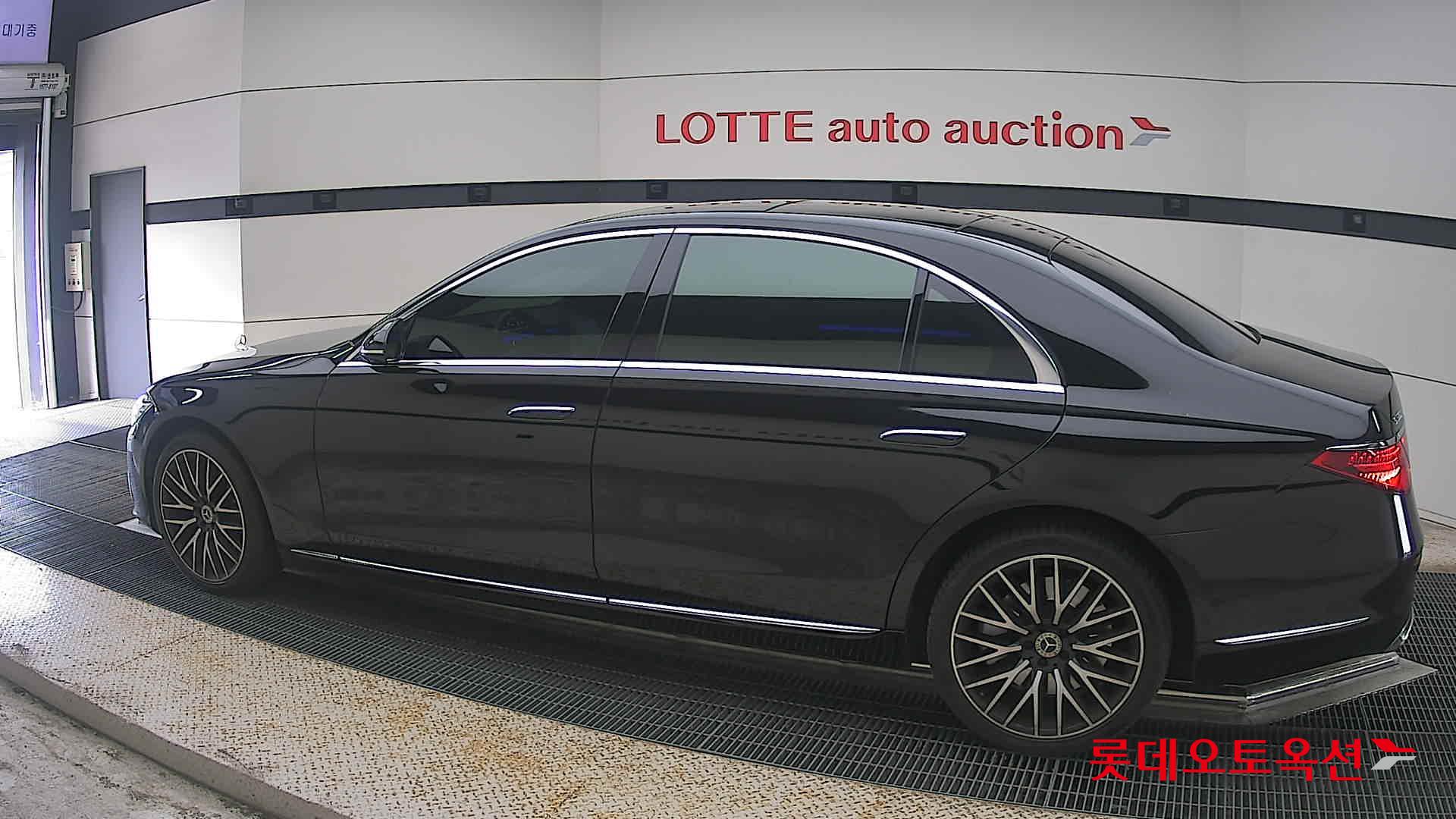 2022 - mercedes-benz s580