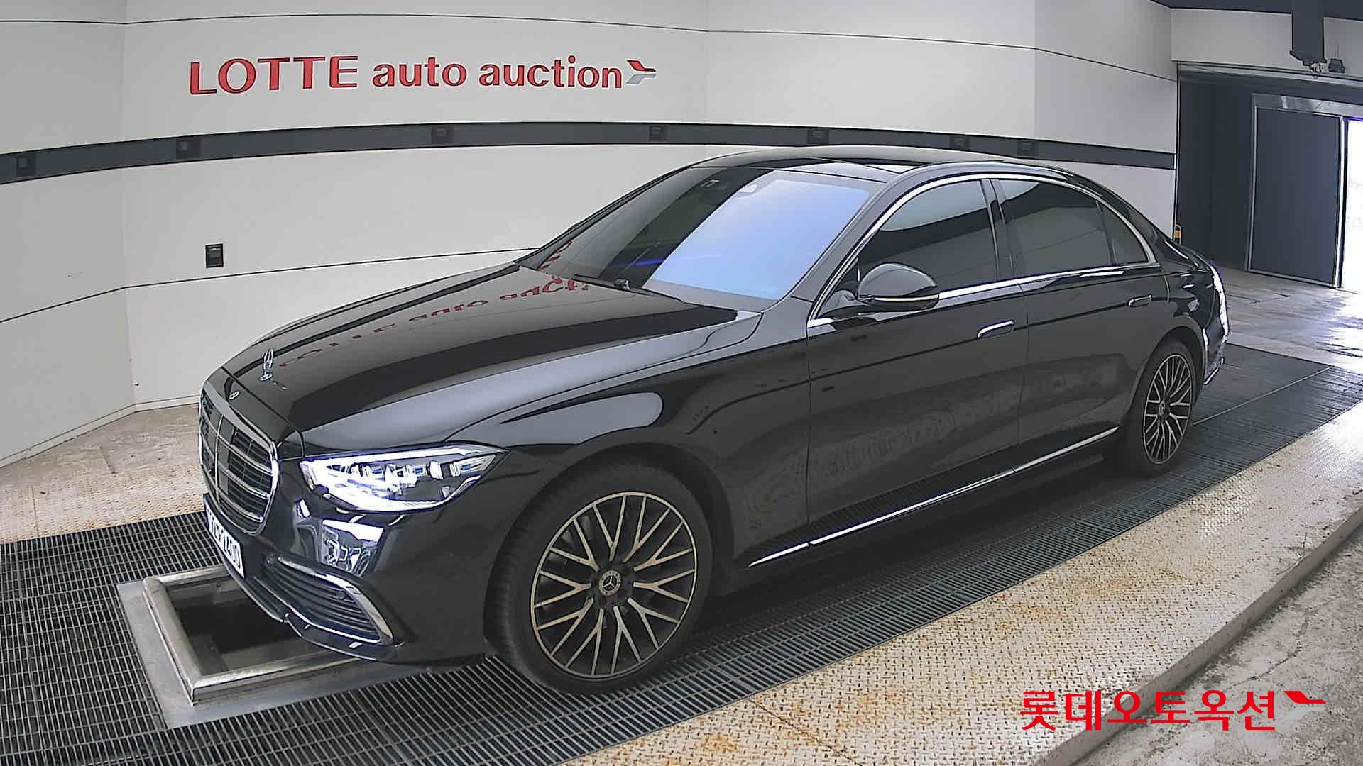 2022 - mercedes-benz s580