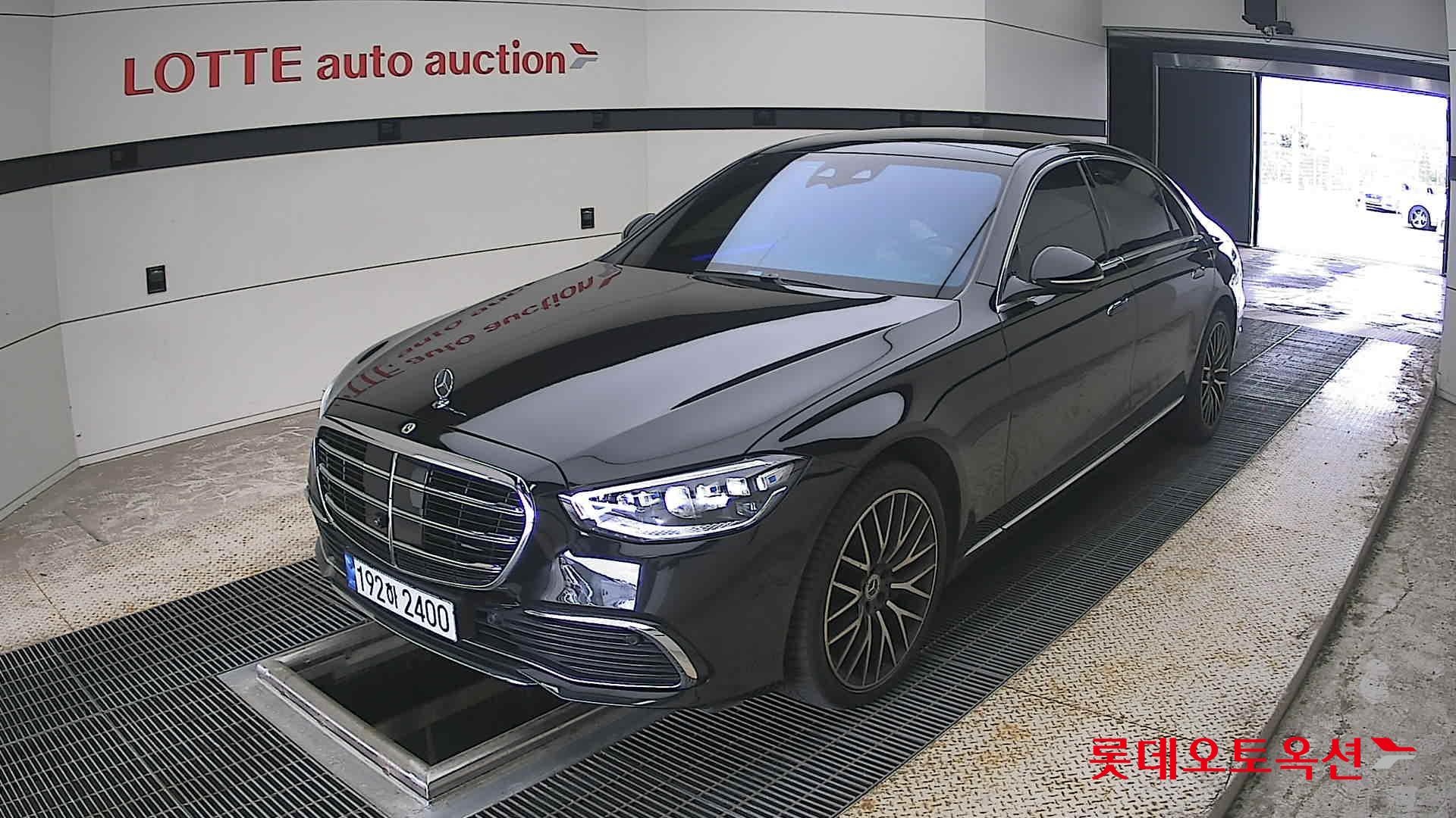 2022 - mercedes-benz s580